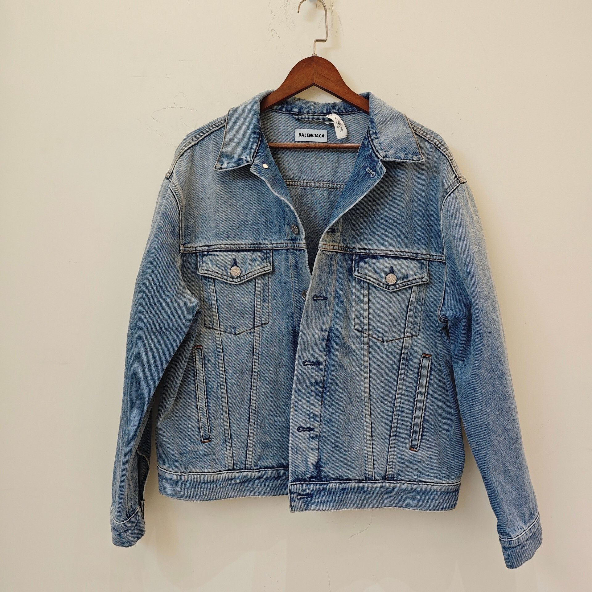 Balenciaga Balenciaga Washed Denim Jacket Back Logo Size US M / EU 48-50 / 2 - 1 Thumbnail