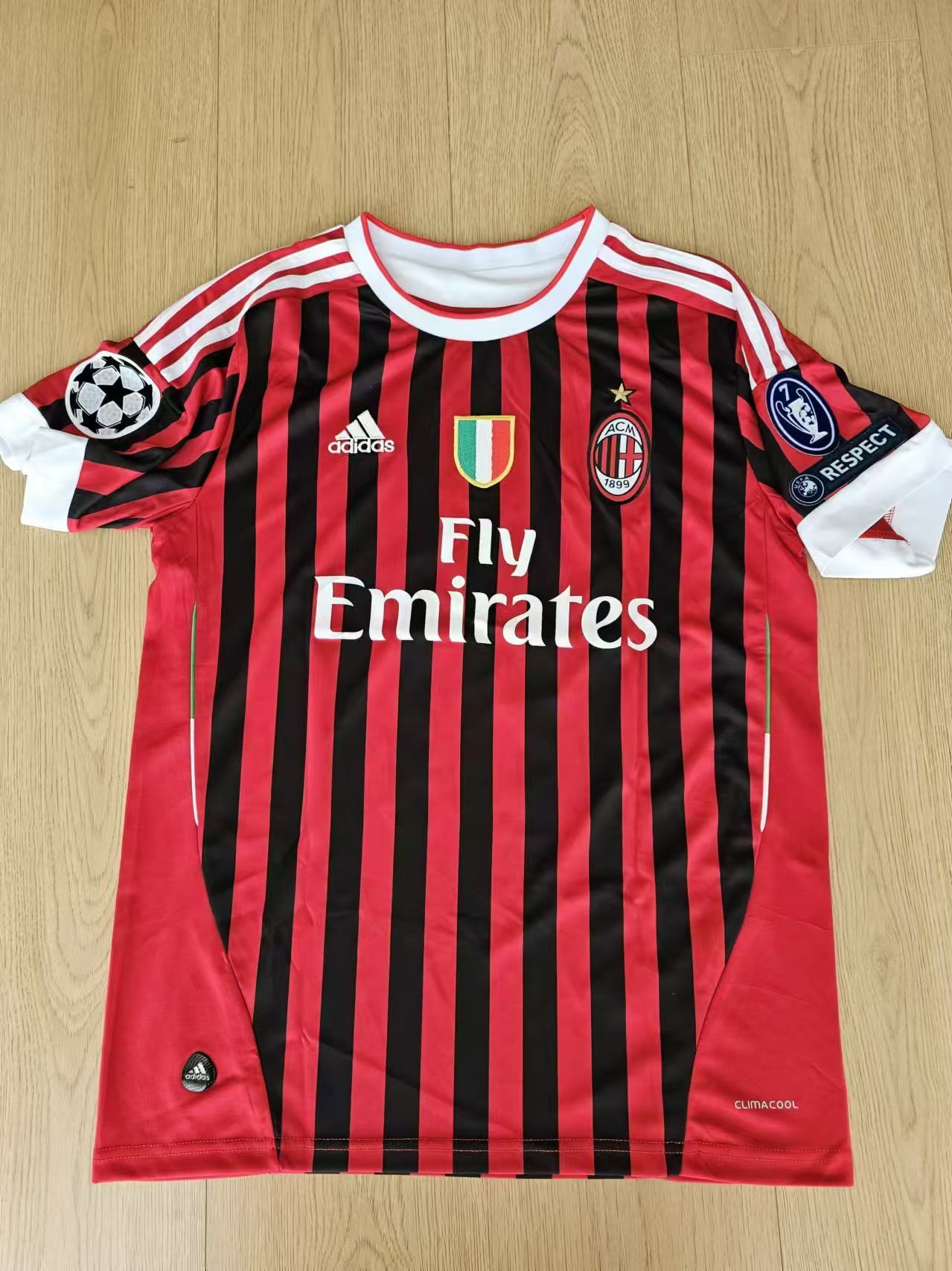 Other 2011 2012 AC Milan #11 Ibrahimović Jersey Size US L / EU 52-54 / 3 - 2 Thumbnail