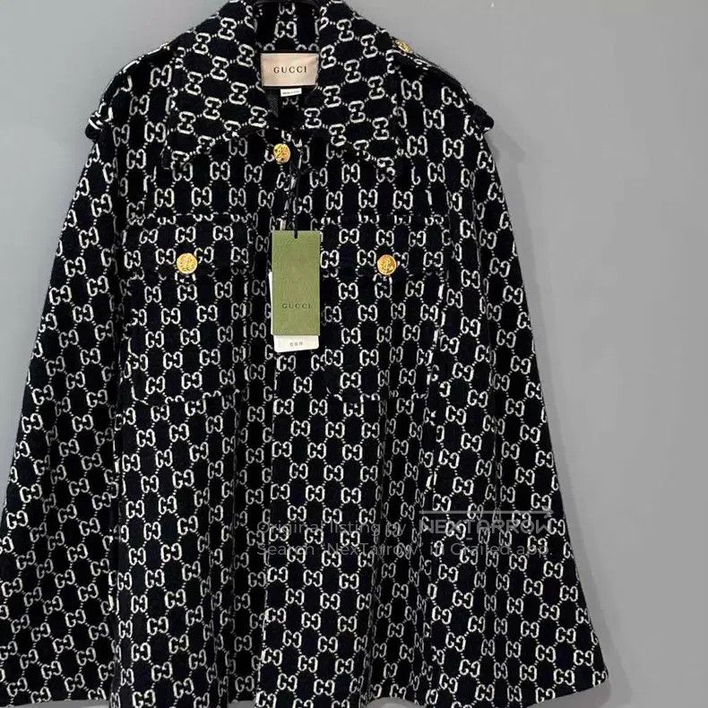Gucci Gucci Golden buckle old flower full-print cloak shawl coat Size XS / US 0-2 / IT 36-38 - 2 Thumbnail