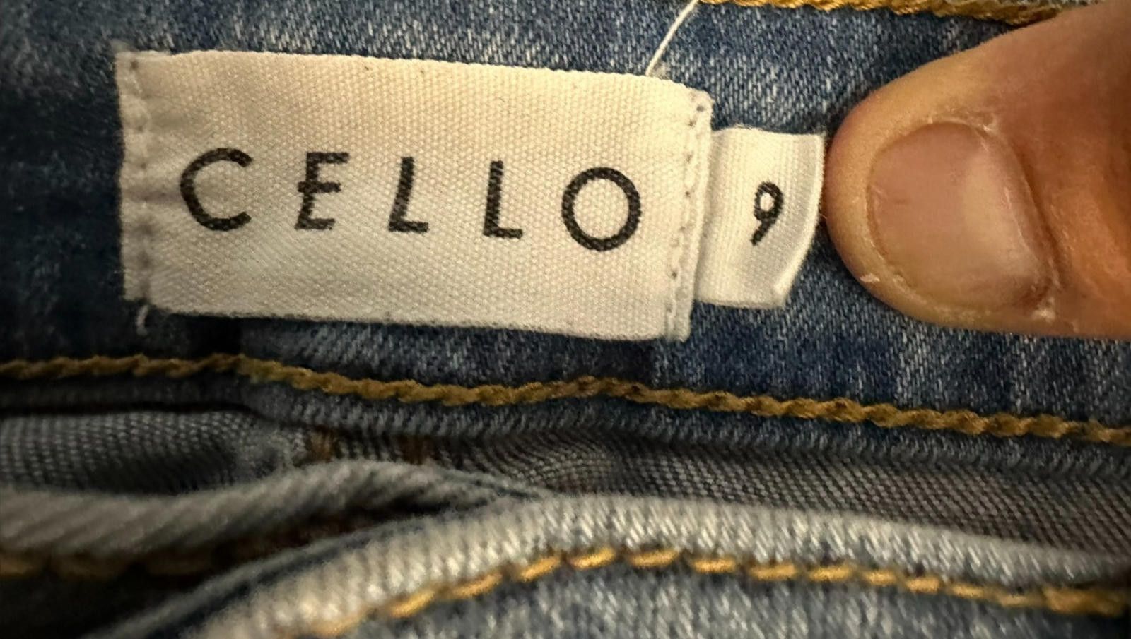 Celio Cello Size 9 Medium Wash Ripped High Rise Skinny Jeans Size 30" / US 8 / IT 44 - 3 Thumbnail