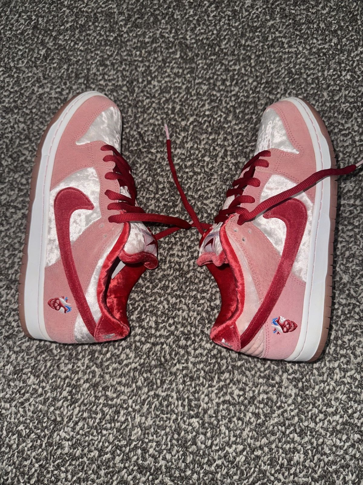 Nike × StrangeLove Skateboards Nike SB Dunk Low StrangeLove Deadstock Size US 9 / EU 42 - 6 Thumbnail