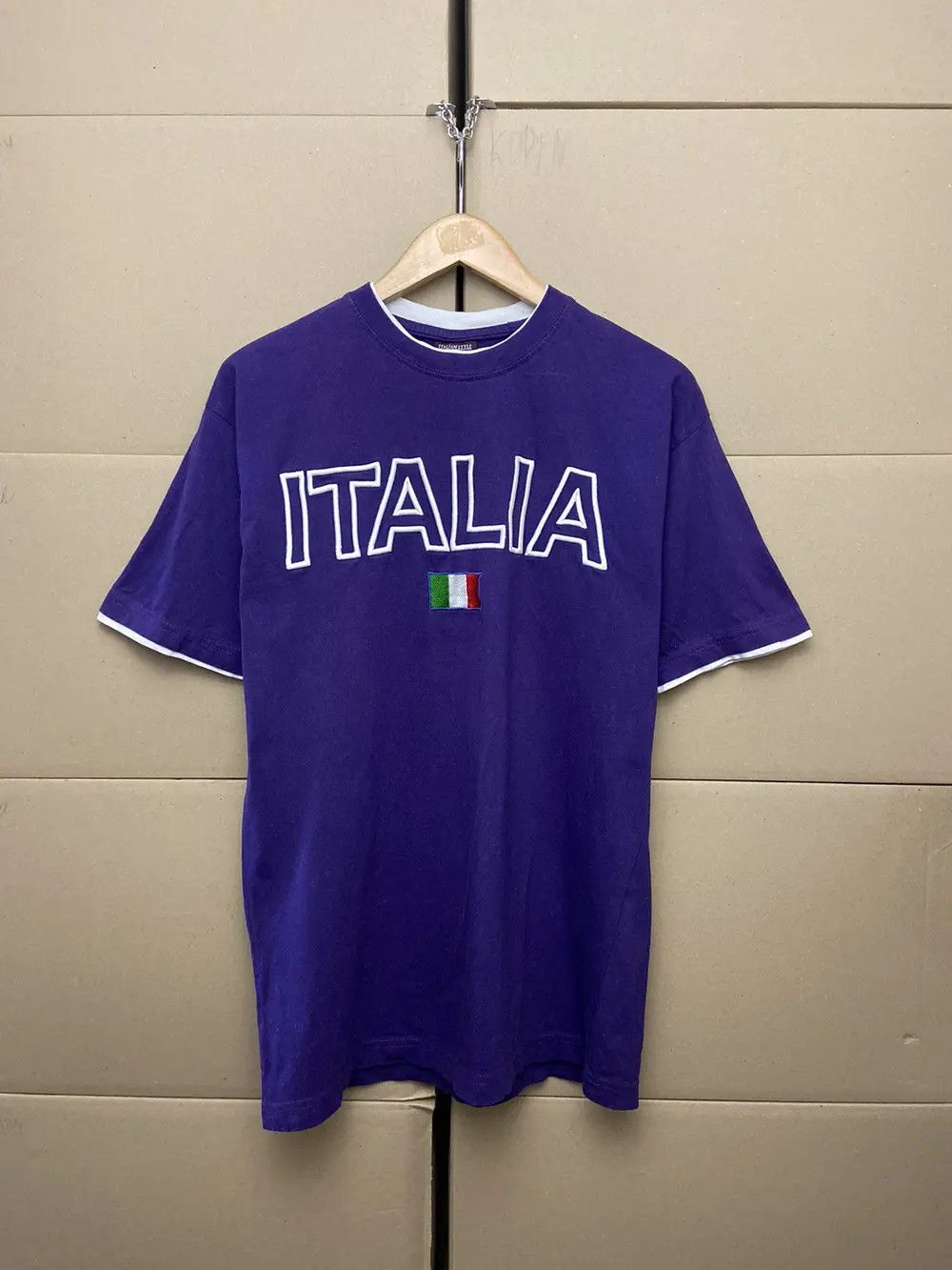 Vintage 🇮🇹VINTAGE ITALIA Y2K BIG EMBROIDERED LOGO TEE T SHIRT DRIP Size US M / EU 48-50 / 2 - 1 Thumbnail