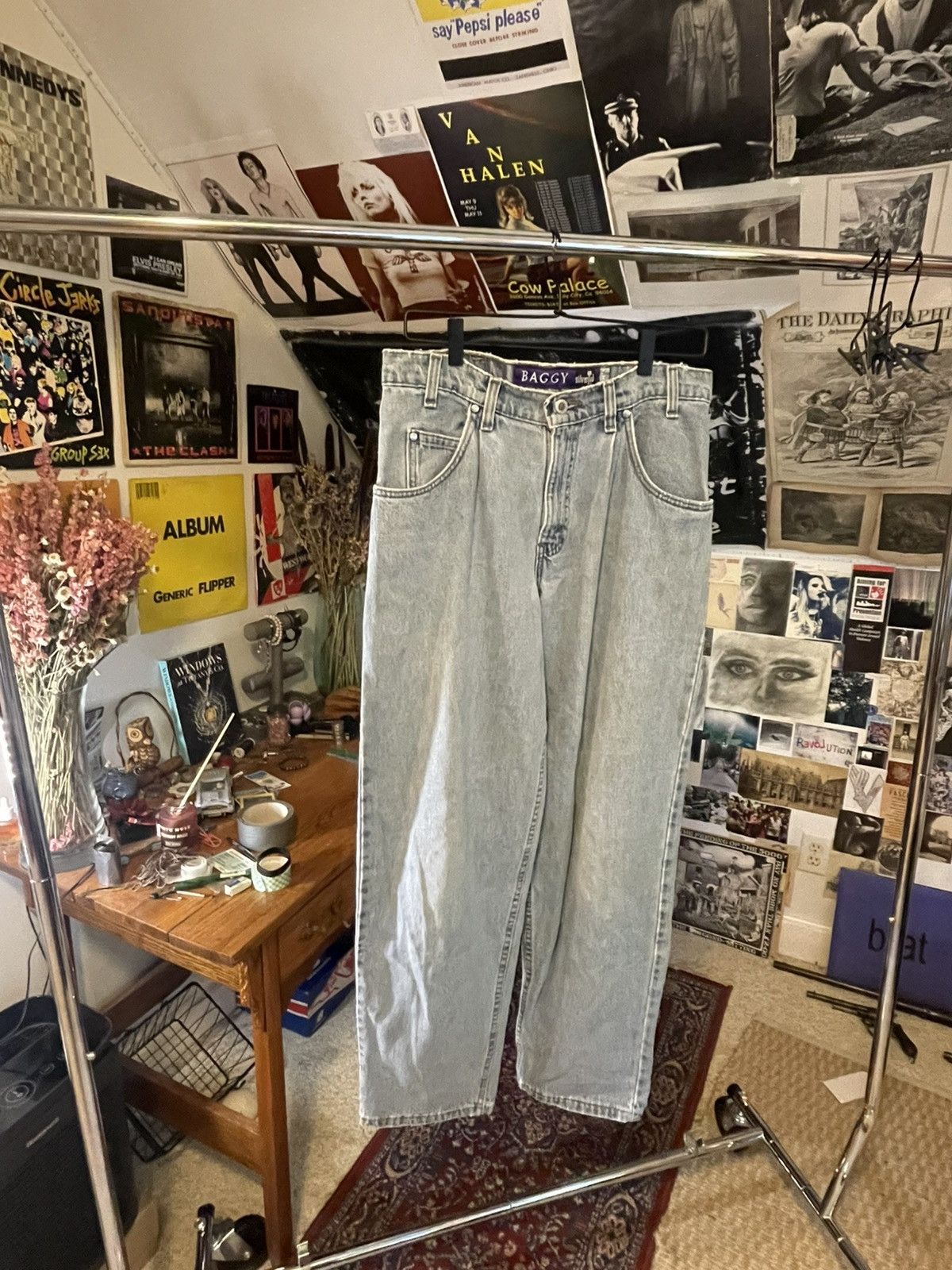 Other Vintage 90’s Levi’s baggy fit Size US 31 - 1 Thumbnail
