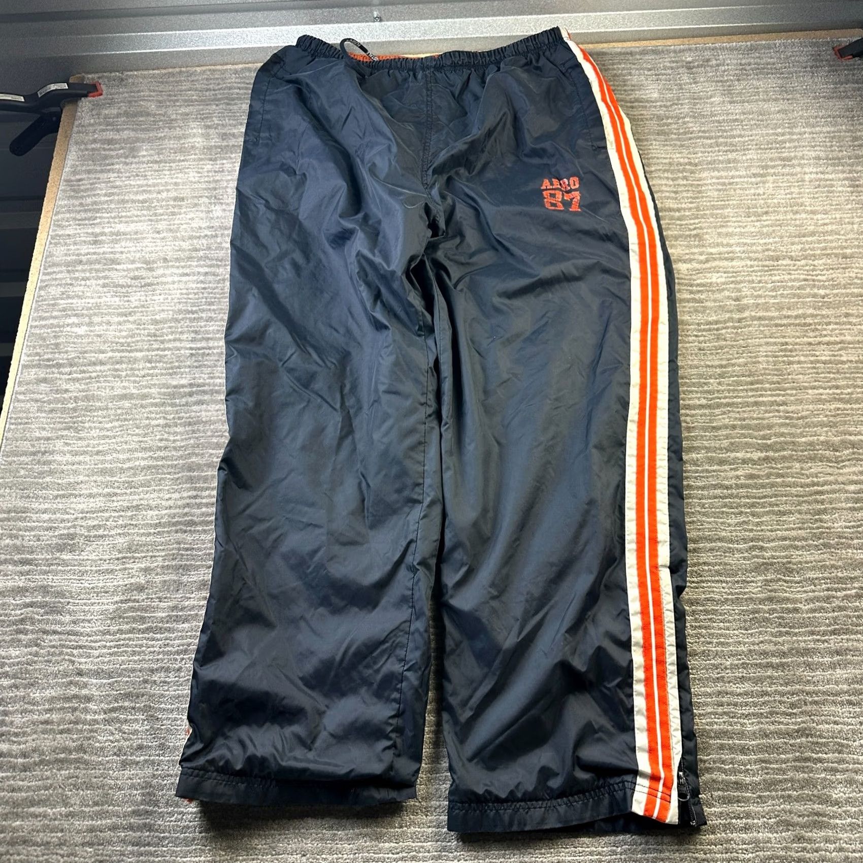 Vintage VINTAGE Aéropostale Pants Mens Large Blue Sweatpants Track Wind Y2K Baggy Size US 33 - 2 Thumbnail