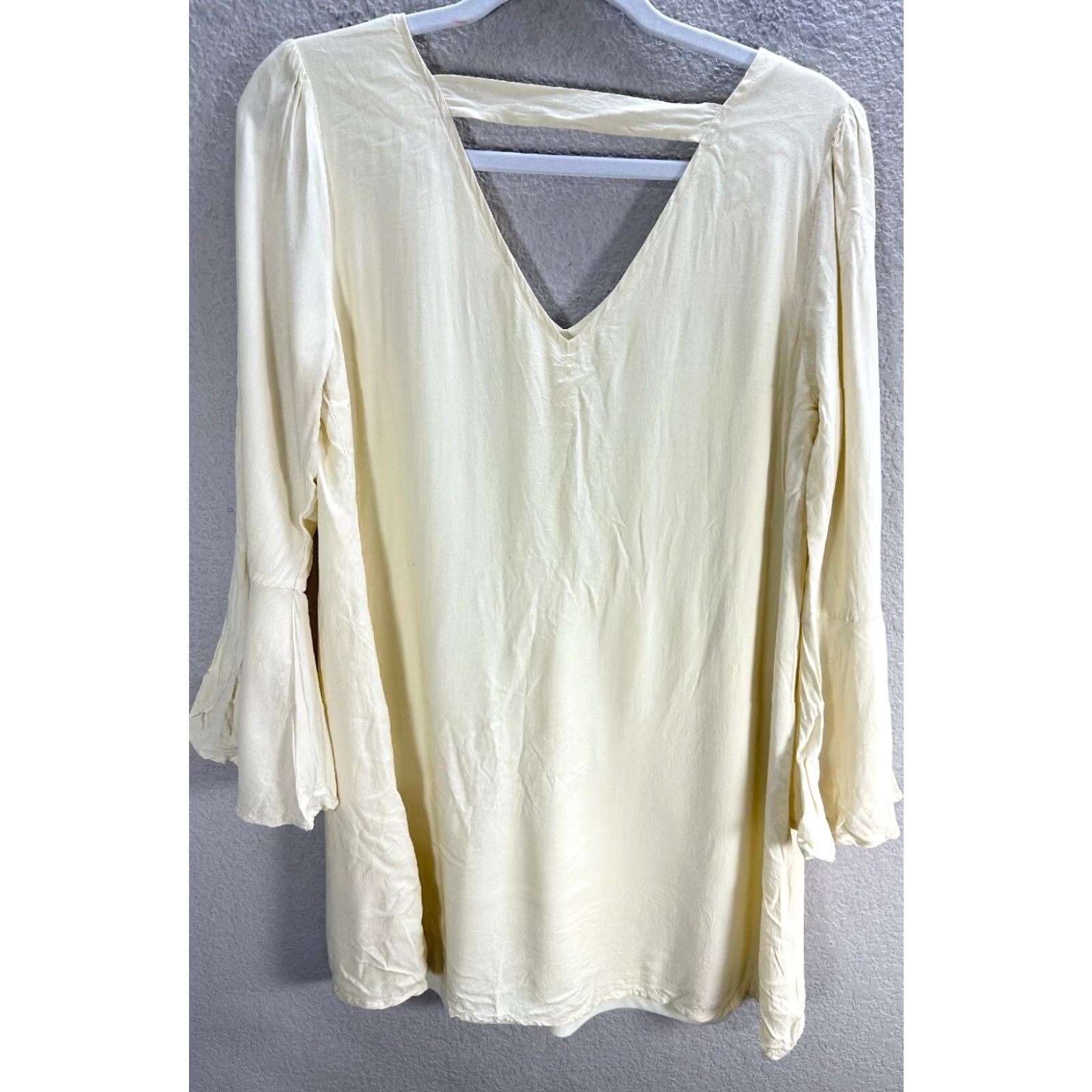 Vintage Altar'd State Blouse Shirt Tunic S Vanilla Bell Sleeve Embroidered Size S / US 4 / IT 40 - 6 Thumbnail