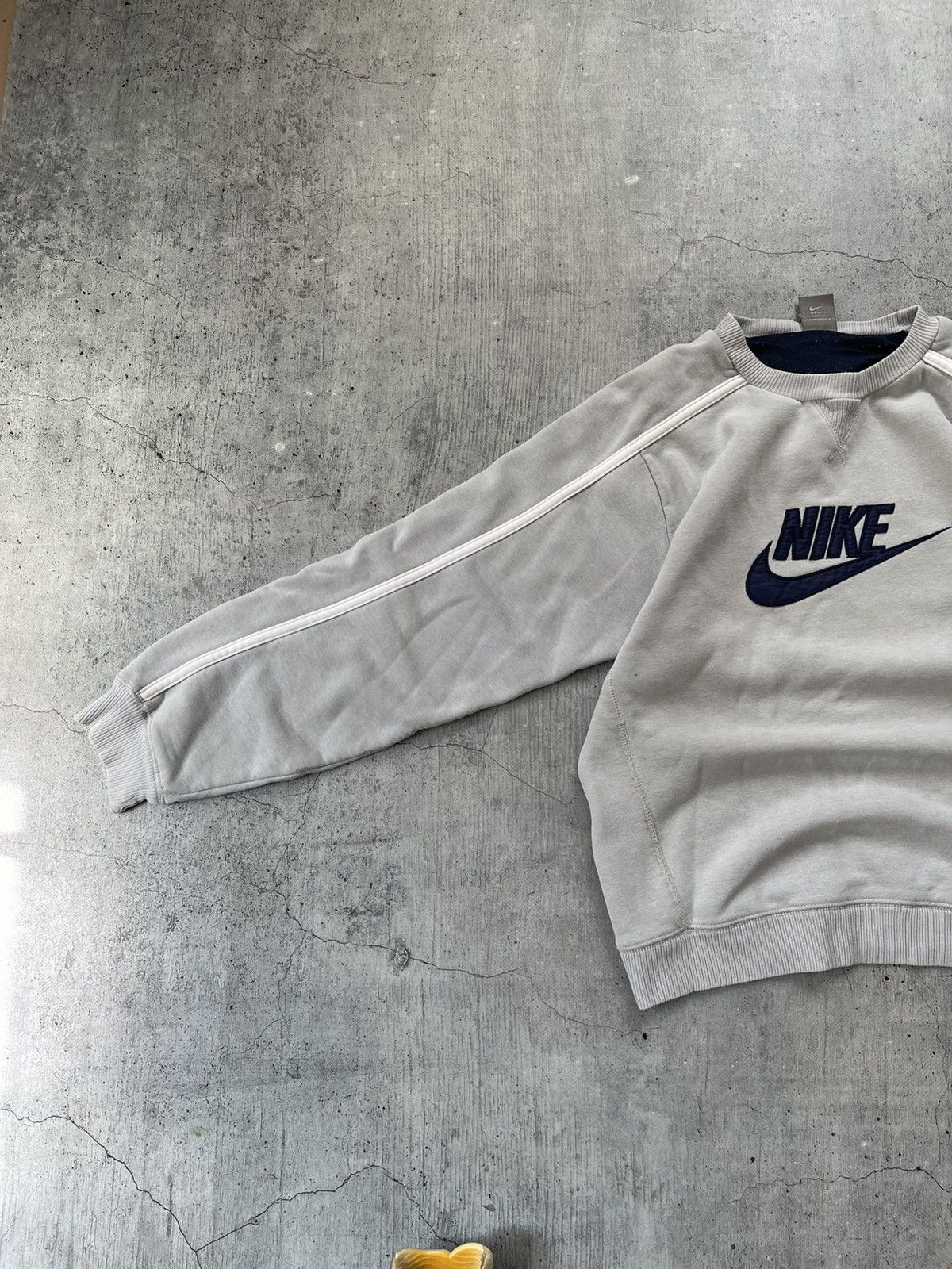 Nike × Vintage Nike Vintage Y2k Big Logo Sweathirt Size US S / EU 44-46 / 1 - 6 Thumbnail