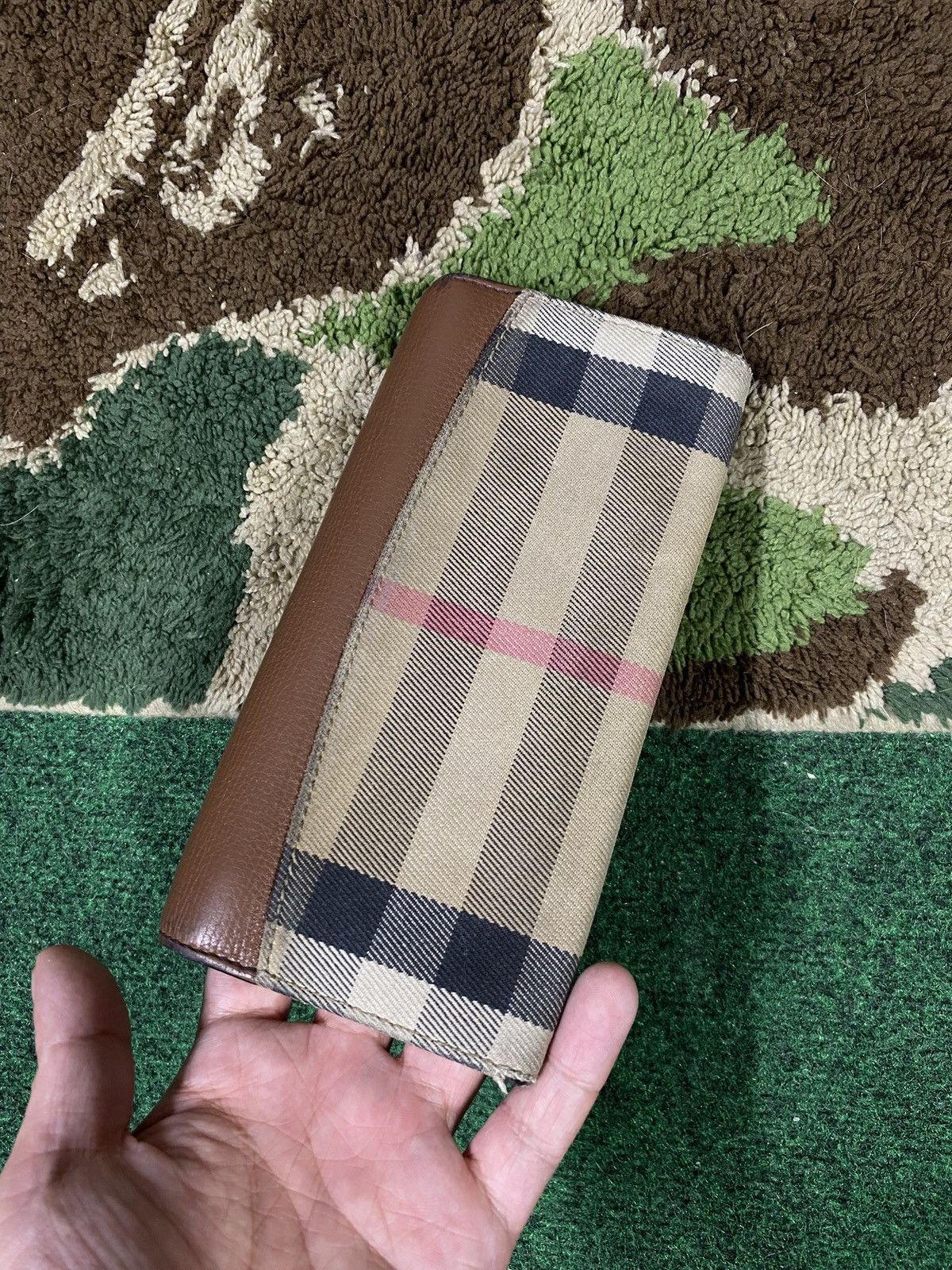 Burberry Burberry Beige plaid Long Wallet Preowned Size ONE SIZE - 10 Thumbnail