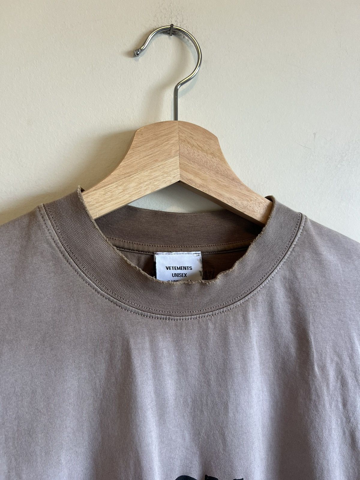 Vetements VETEMENTS Made on Earth Shirt Brown Gvaslavia Size US L / EU 52-54 / 3 - 2 Thumbnail