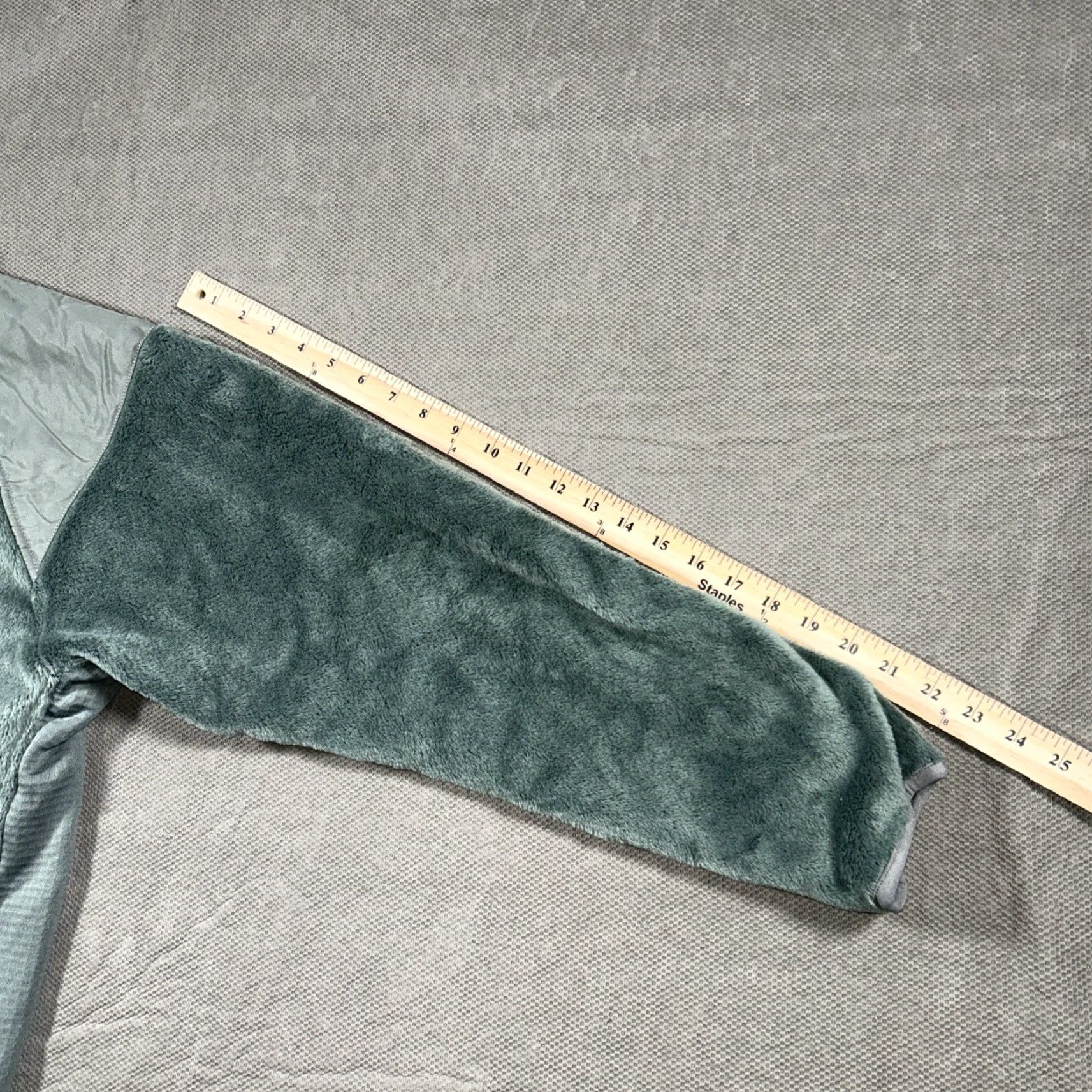 Vintage Polartec Gen III Mens Cold Weather Jacket Green Solid Full Zip M Reg Fleece Size US M / EU 48-50 / 2 - 5 Thumbnail