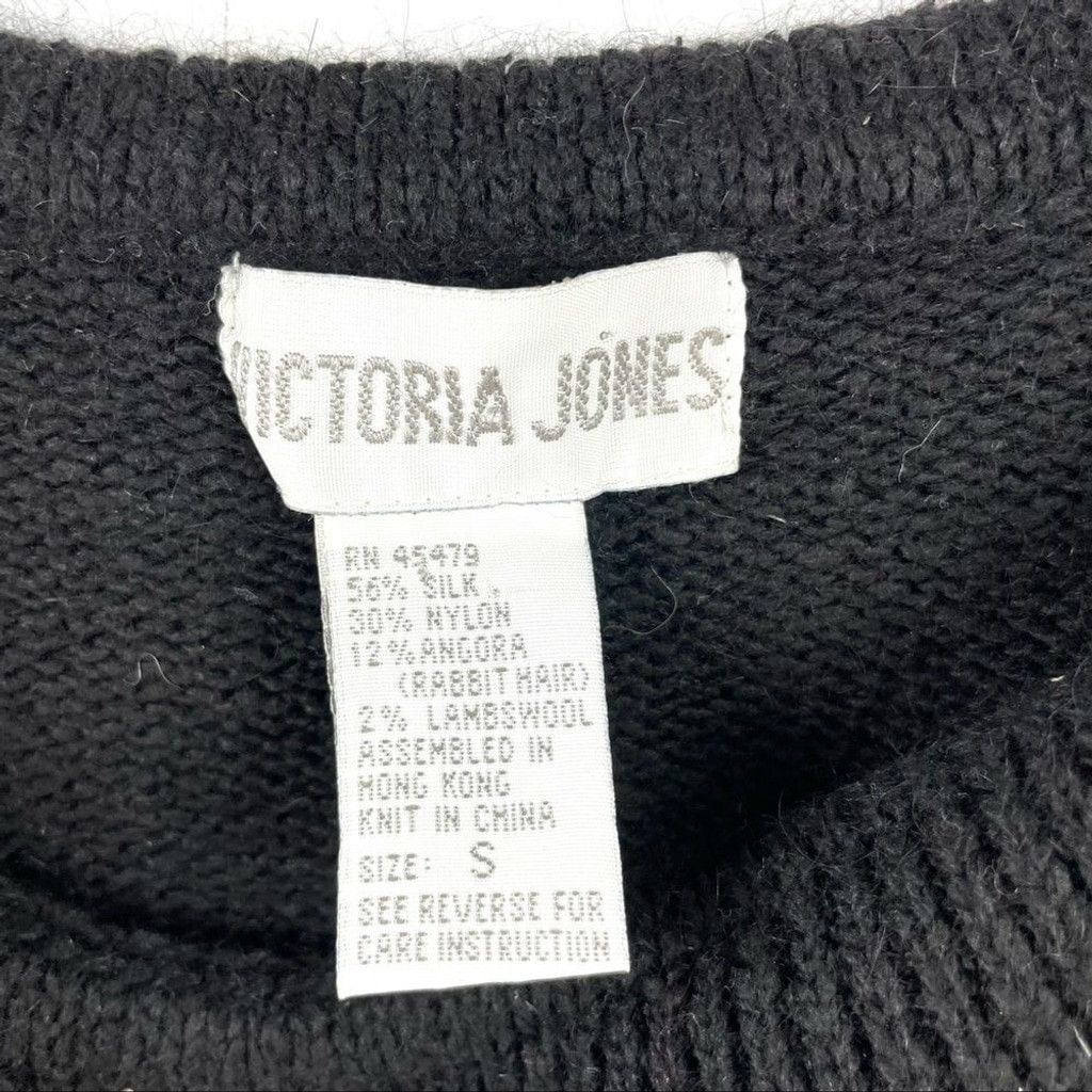 Other × Vintage Vintage Black Silk Angora Pearl Embellished Sweater Size S Size S / US 4 / IT 40 - 5 Thumbnail