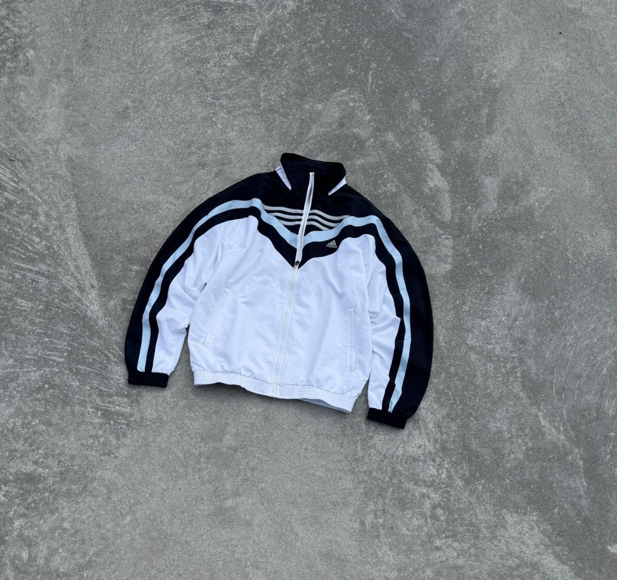 Adidas × Vintage Vintage Adidas Y2K avantgarde streetwear jacket Size US M / EU 48-50 / 2 - 2 Thumbnail