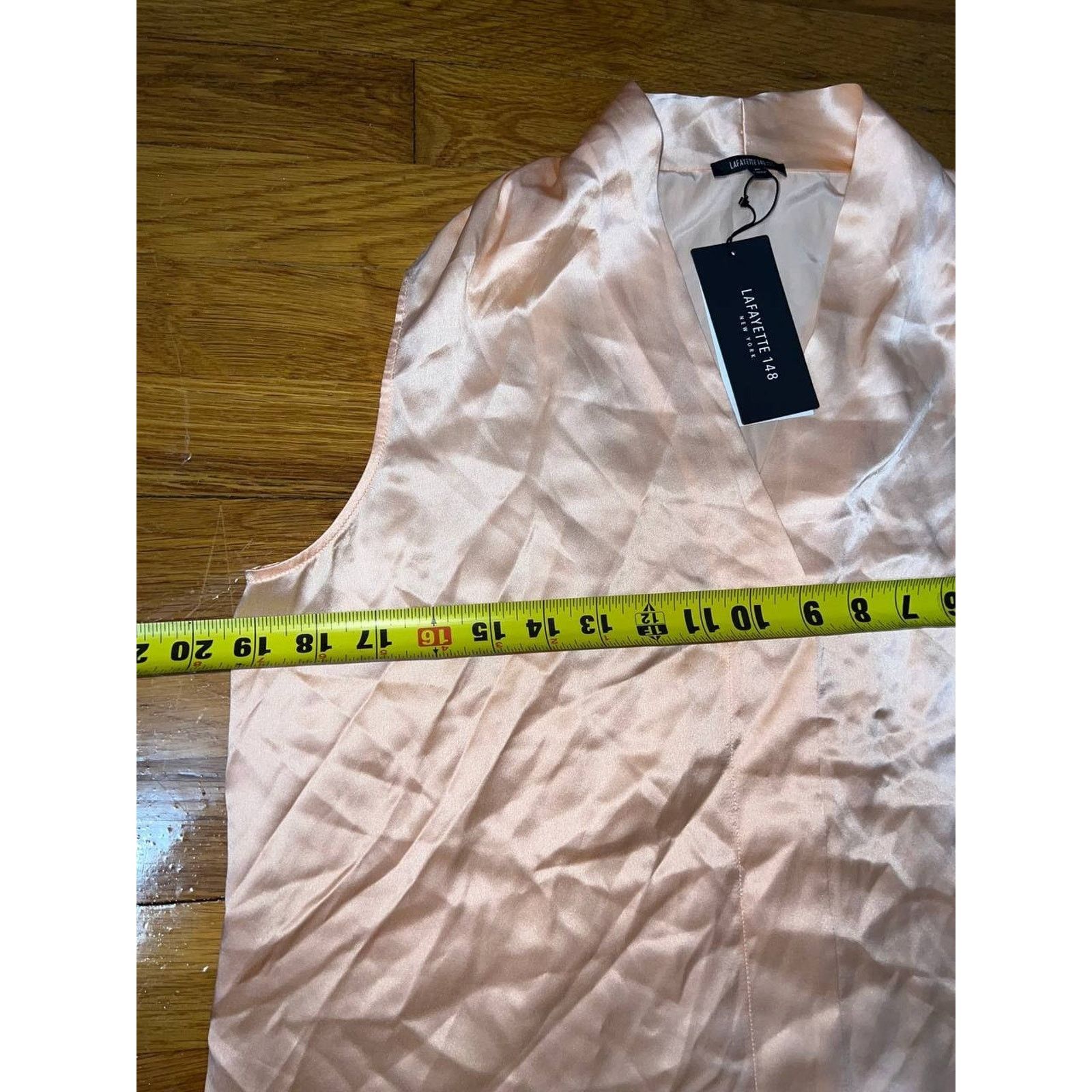 Lafayette 148 Lafayette 148 blouse peach silky Medium A002050 Size M / US 6-8 / IT 42-44 - 3 Thumbnail