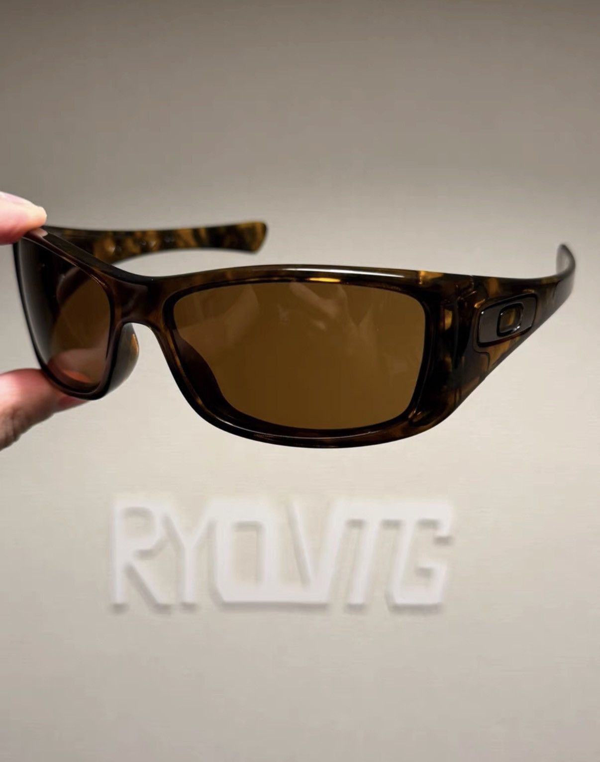 Oakley OAKLEY HIJINX Tortoise Shell Sport Sunglasses K24 Size ONE SIZE - 1 Thumbnail
