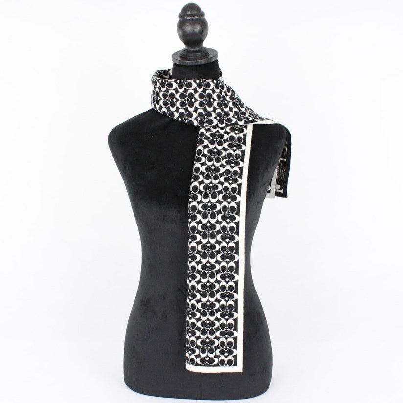 Coach Coach Black&Cream Signature Monogram Wool Scarf Size ONE SIZE - 3 Thumbnail