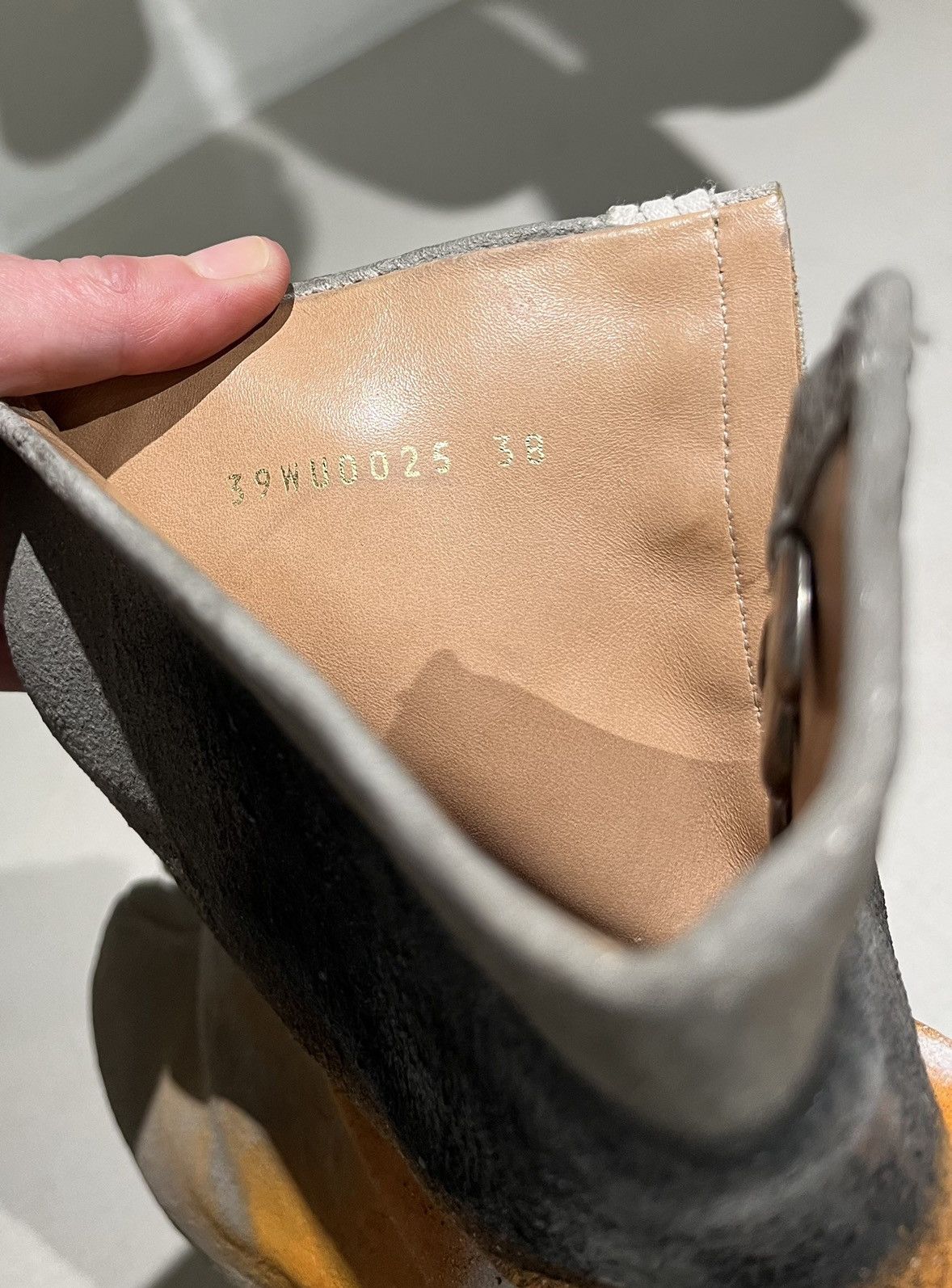 Maison Margiela Limited Edition Graffity Cement Tabi Size US 8 / IT 38 - 12 Thumbnail