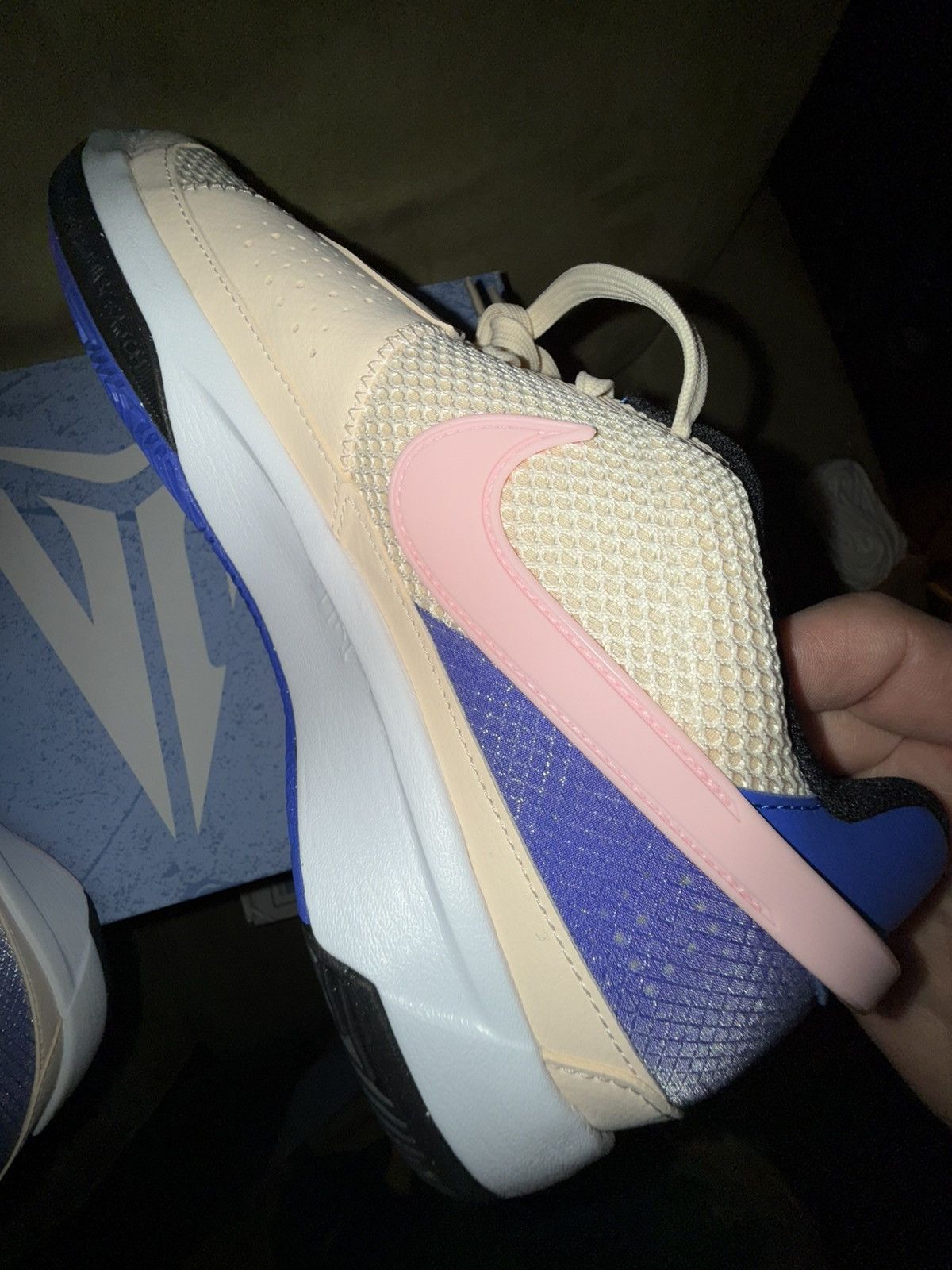 Nike Nike Ja 1 Guava Ice low sz11, Ja Morant New in Box DS pink Size US 11 / EU 44 - 18 Thumbnail