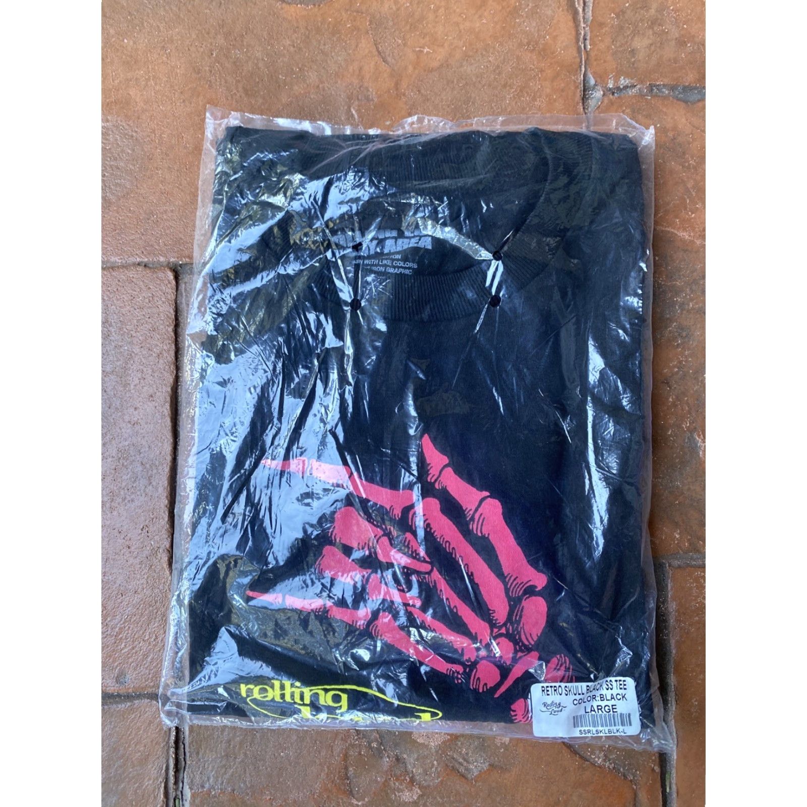 Area VINTAGE Rolling Loud T-Shirt Stadium Bay Area Skeleton Hand 2019 Black L Mens Geared Shirt Size US L / EU 52-54 / 3 - 3 Thumbnail