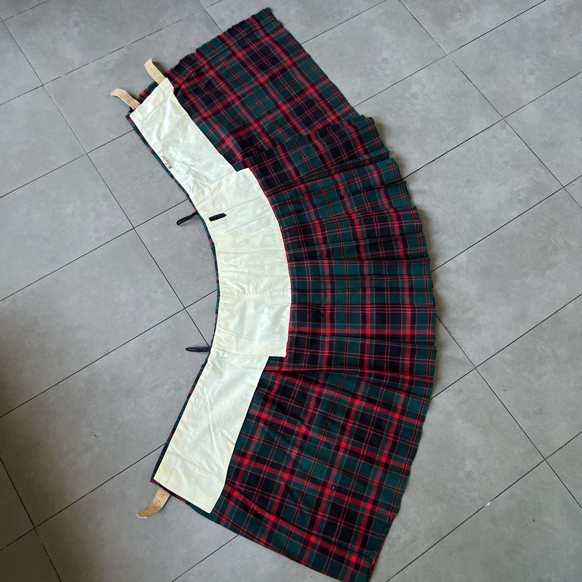 Vintage VINTAGE MCEWENS OF PERTH TARTAN SKIRT Size US 32 / EU 48 - 3 Thumbnail