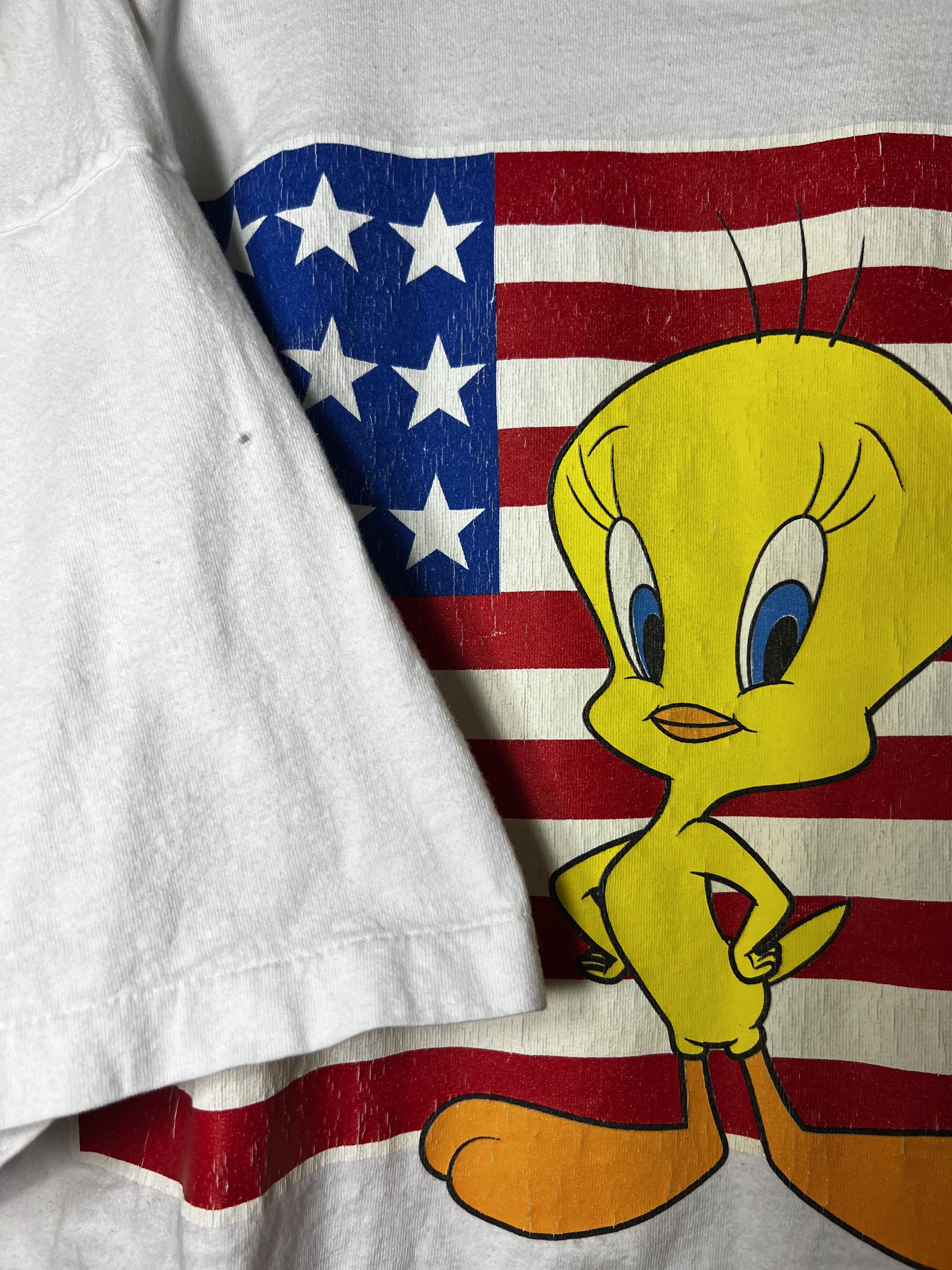 Warner Bros Vintage 1995 Tweety Bird American Flag Warner Bros T-Shirt Size US XXL / EU 58 / 5 - 9 Thumbnail