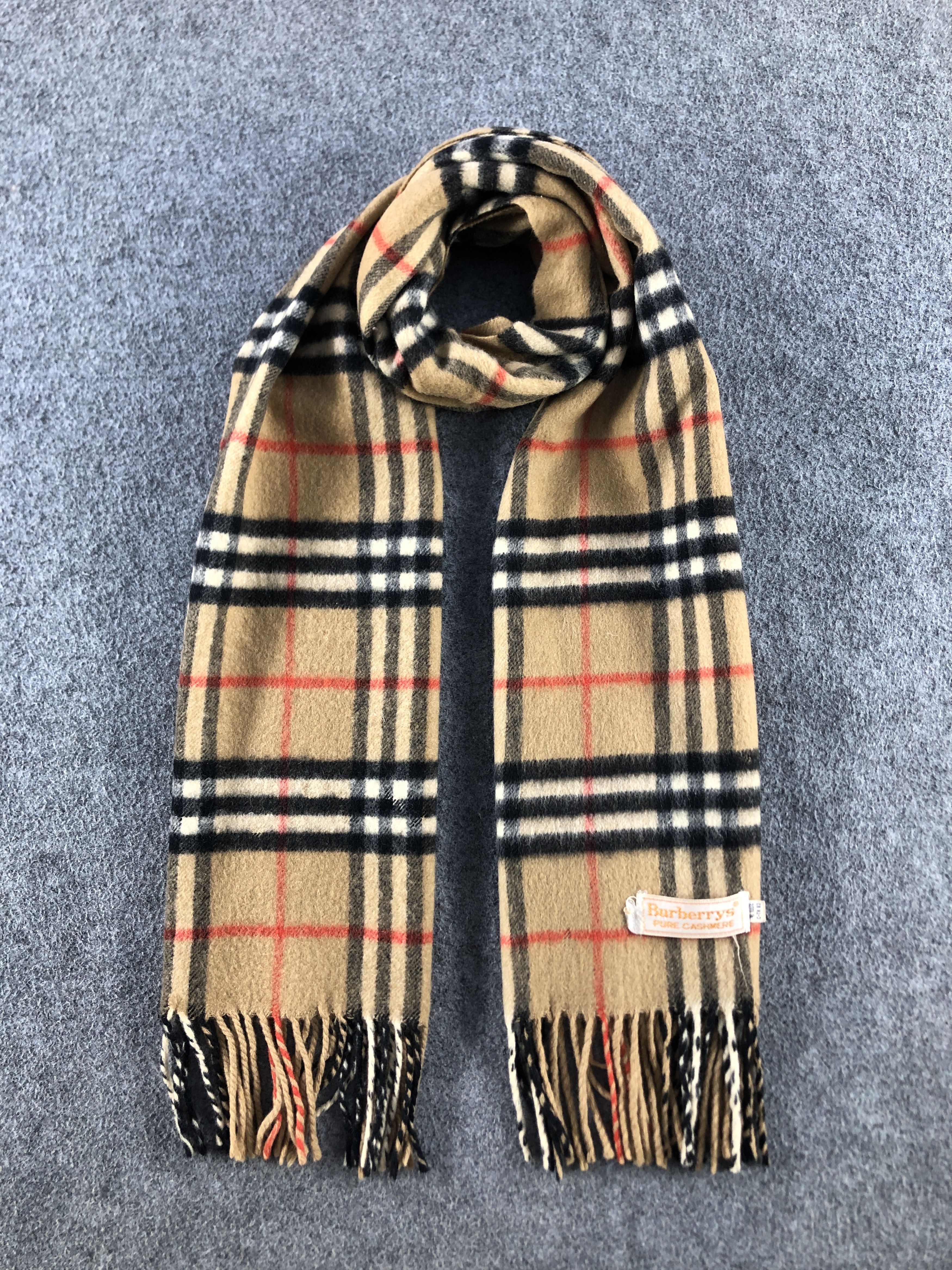 Burberry Burberry Cashmere Scarf / Muffler / Neckwear P820 Size ONE SIZE - 1 Thumbnail