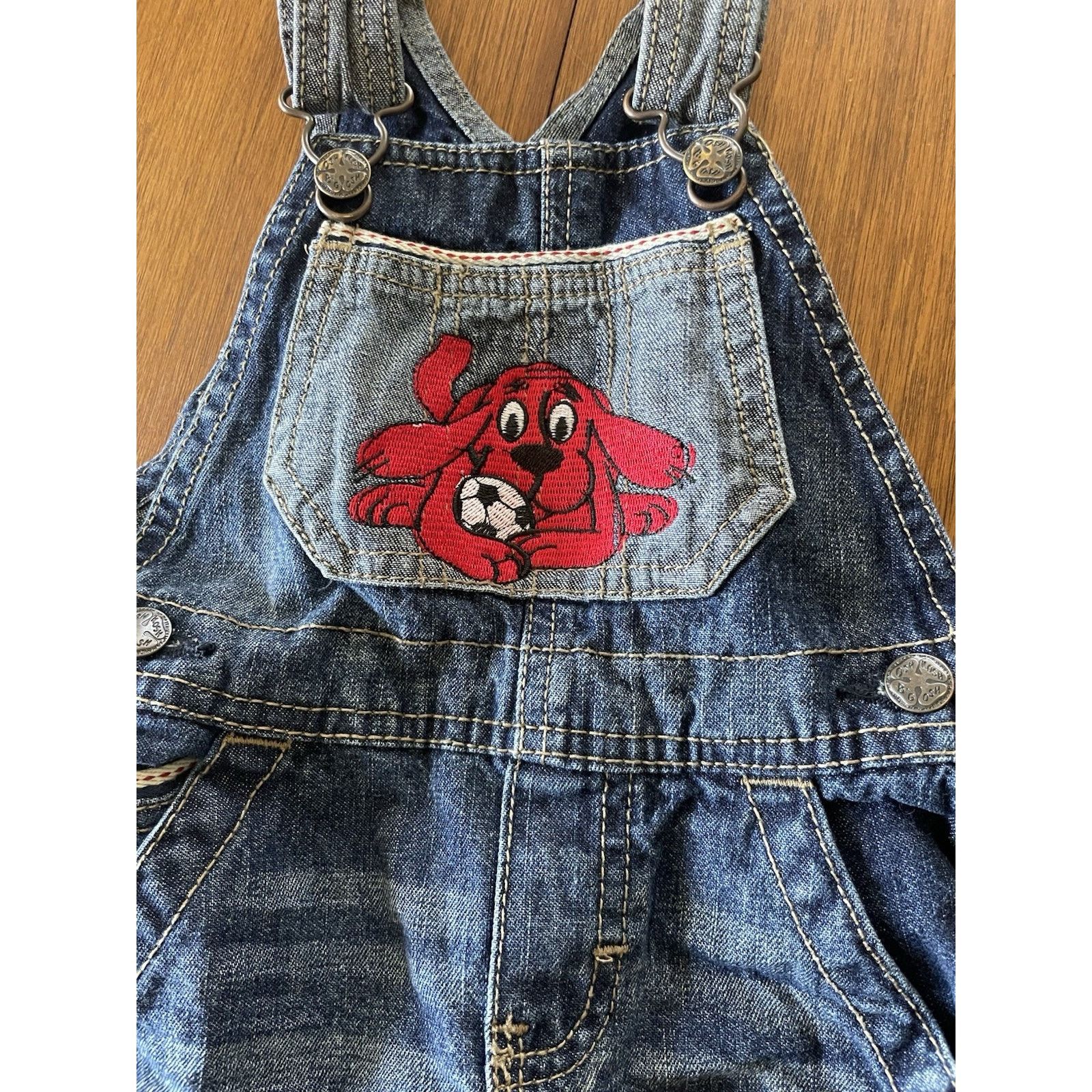Oshkosh Vtg Clifford Big Red Dog Denim Overalls 12 M Soccer Osh Kosh Size ONE SIZE - 2 Thumbnail