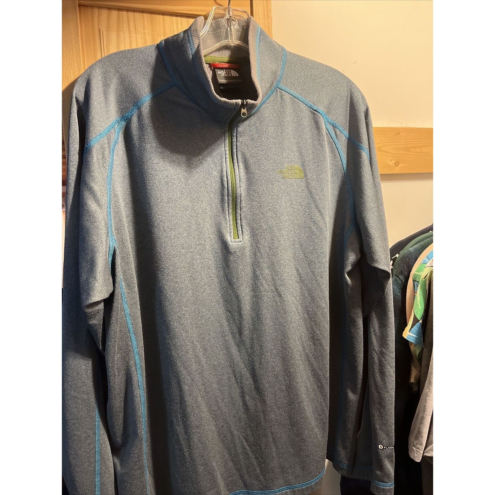 The North Face The North Face Mens L Grey Blue LS 1/4 Zip Polyester Jacket Size US L / EU 52-54 / 3 - 2 Thumbnail