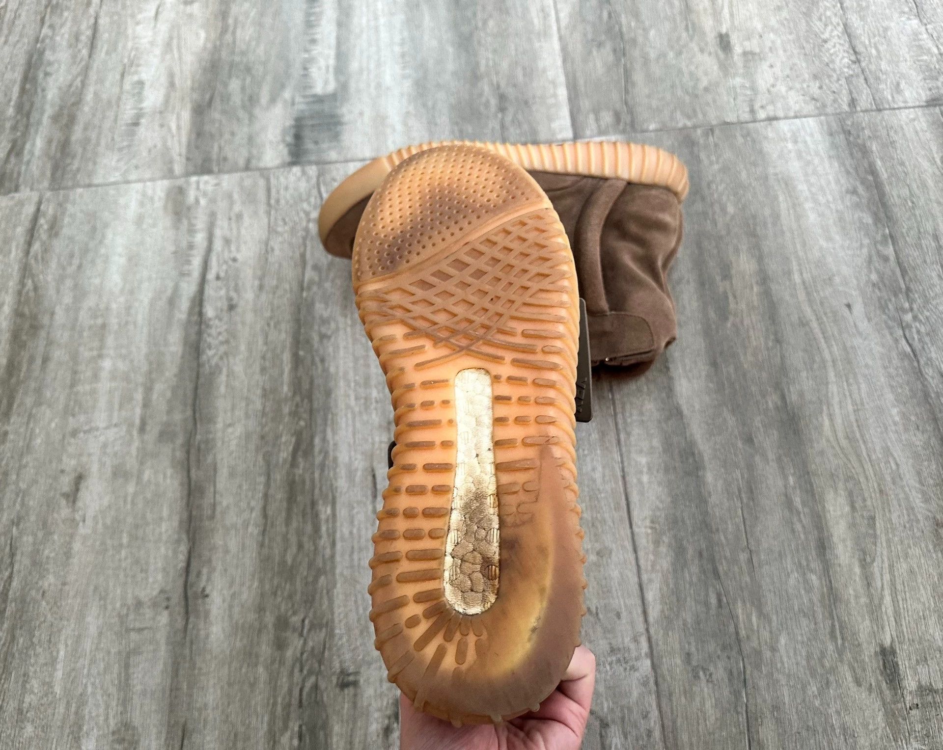 Adidas Adidas Yeezy 750 high-top Coconut Brown 43 used BY2456 Size US 10 / EU 43 - 5 Thumbnail