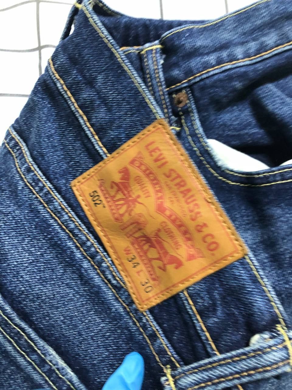 Levi's Vintage Levis 502 Jeans Men's blue jeans. Size US 34 / EU 50 - 16 Thumbnail