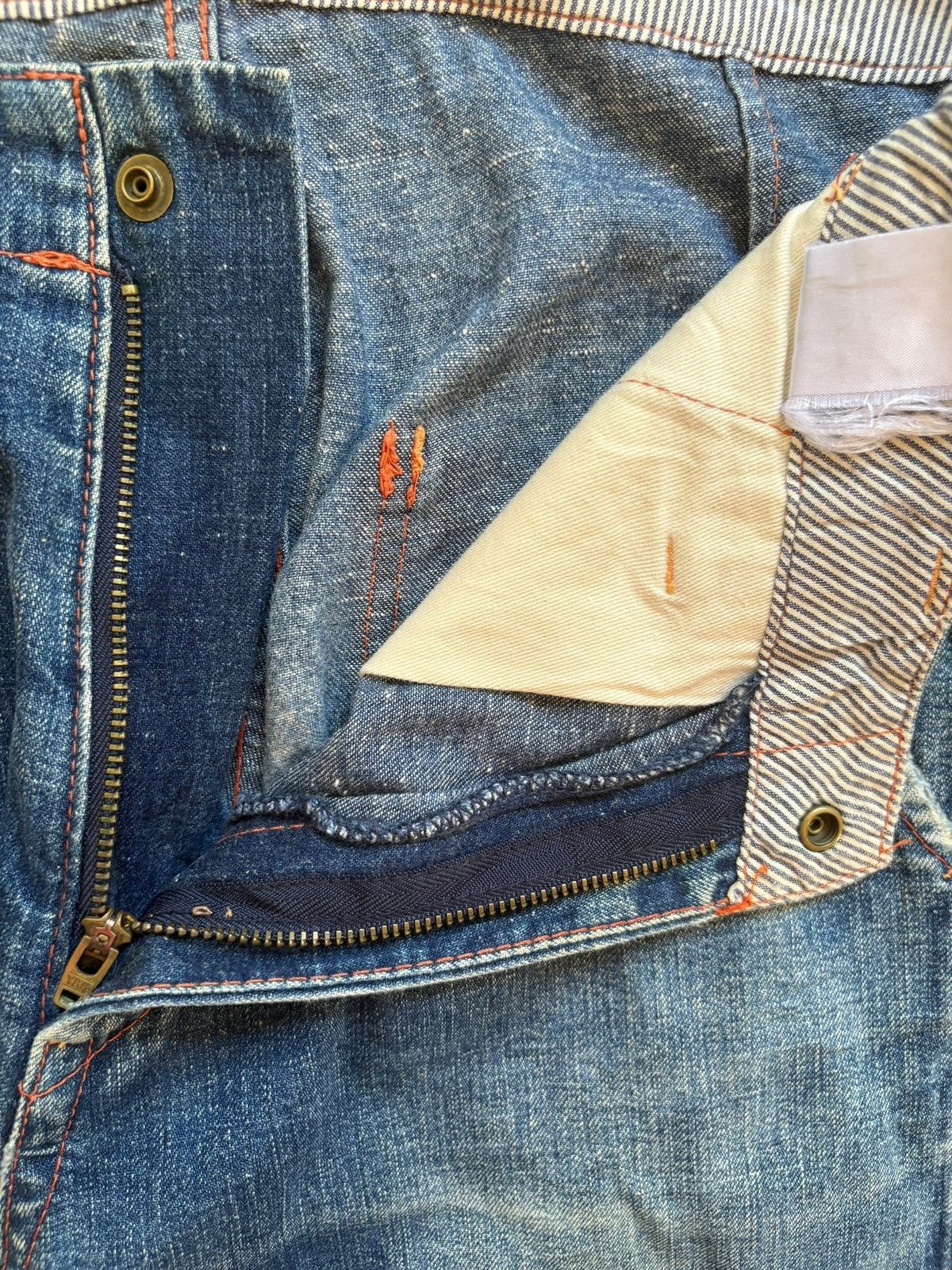 Japanese Brand Vintage Japanese Brand Mud Wash Bush Pant Baggy Jeans Size US 31 - 9 Thumbnail
