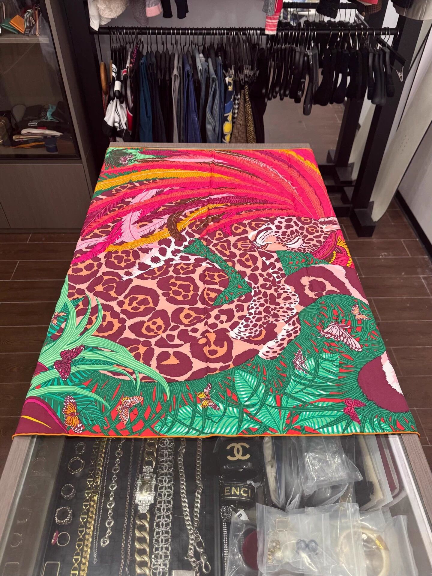 Hermes Hermes Crest Jaguar Pink Silk Scarf Size ONE SIZE - 3 Thumbnail