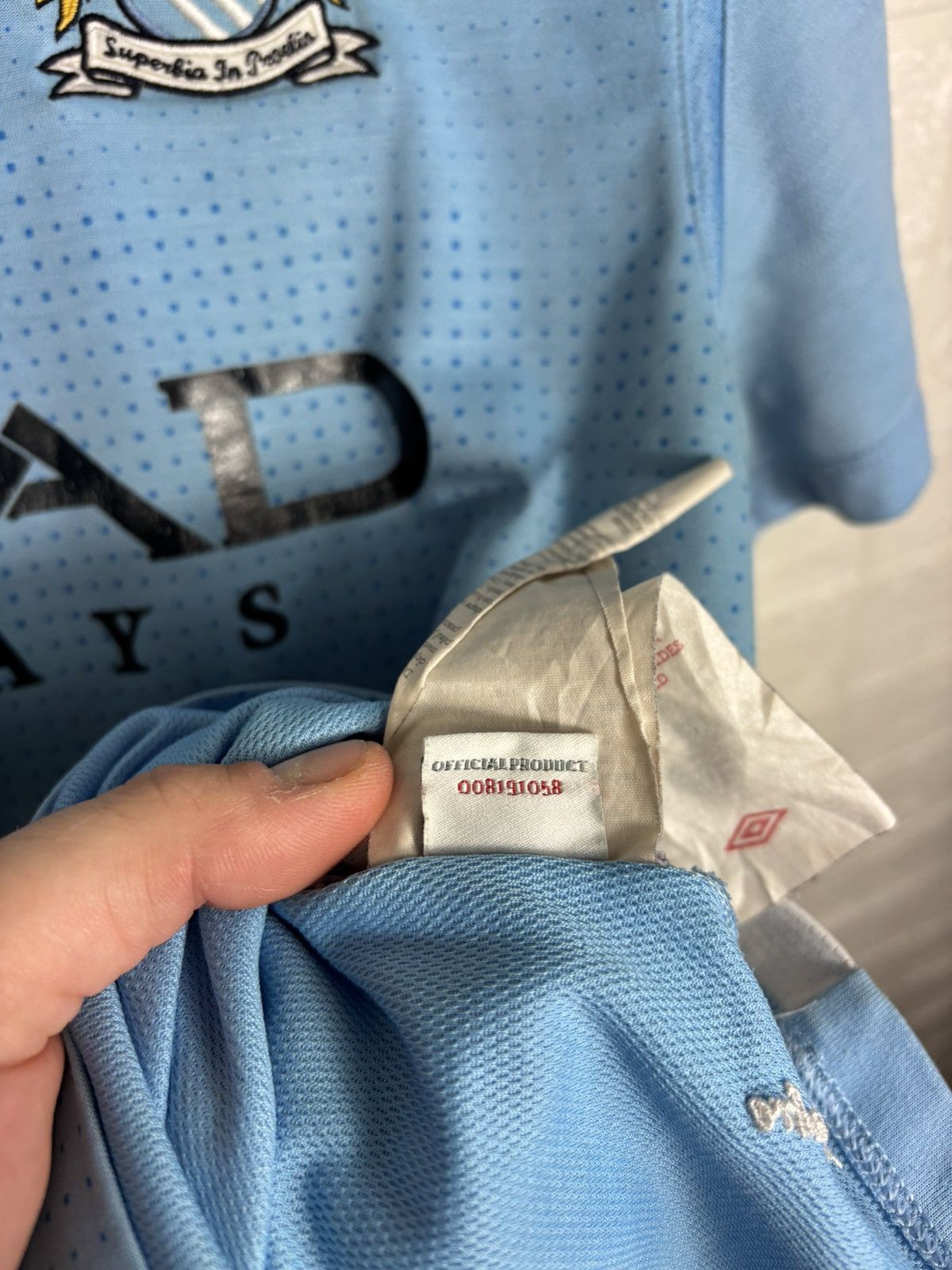 Umbro MANCHESTER CITY #21 SILVA 2011/2012 FOOTBALL SHIRT JERSEY Size US M / EU 48-50 / 2 - 10 Thumbnail