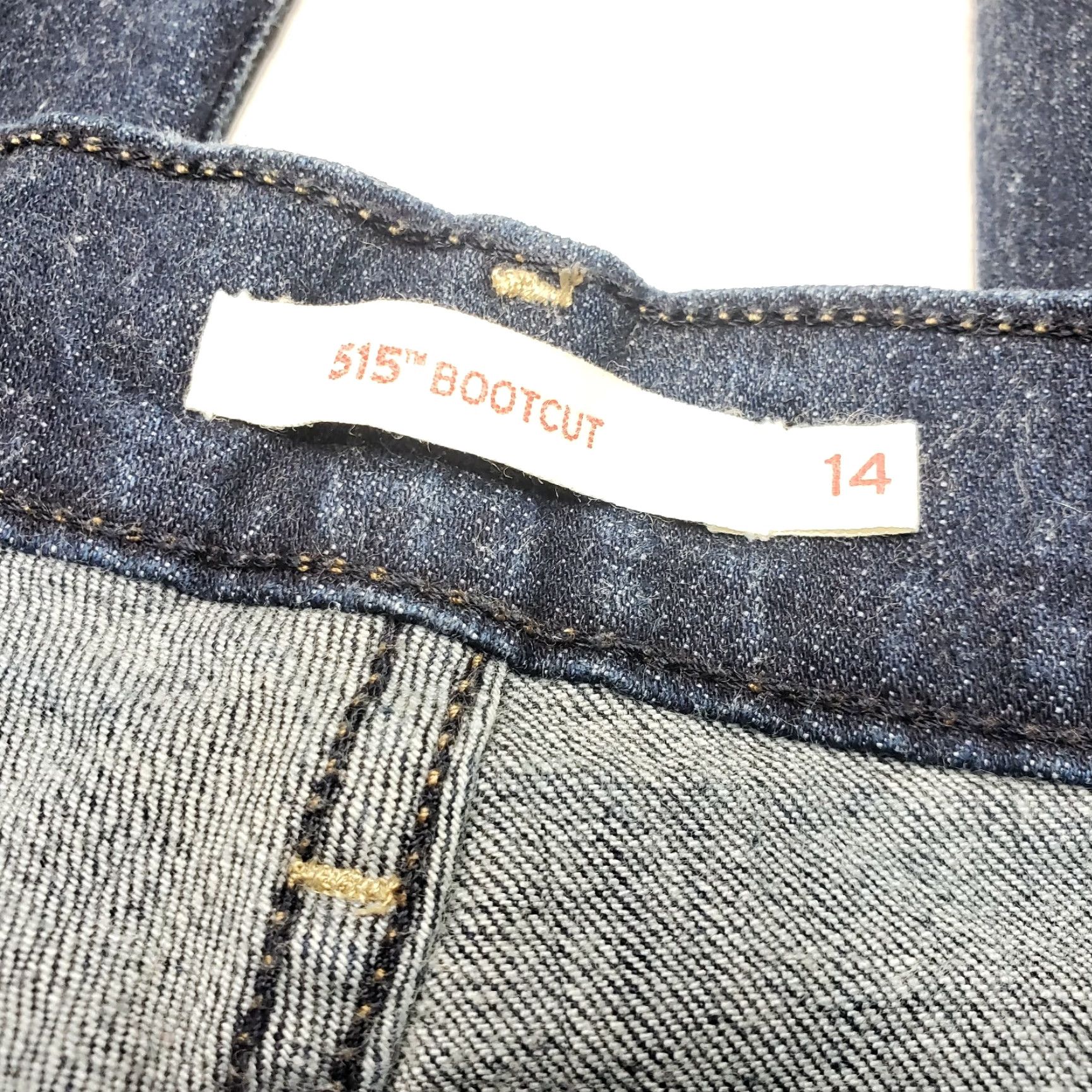Denime VINTAGE Levis 515 Boot Cut Denim Jeans 14 Women Blue Dark 31.5" Inseam 17.5" Across Waist 11" Rise Mens Womens Girls Size 36" / US 14 / IT 50 - 4 Thumbnail
