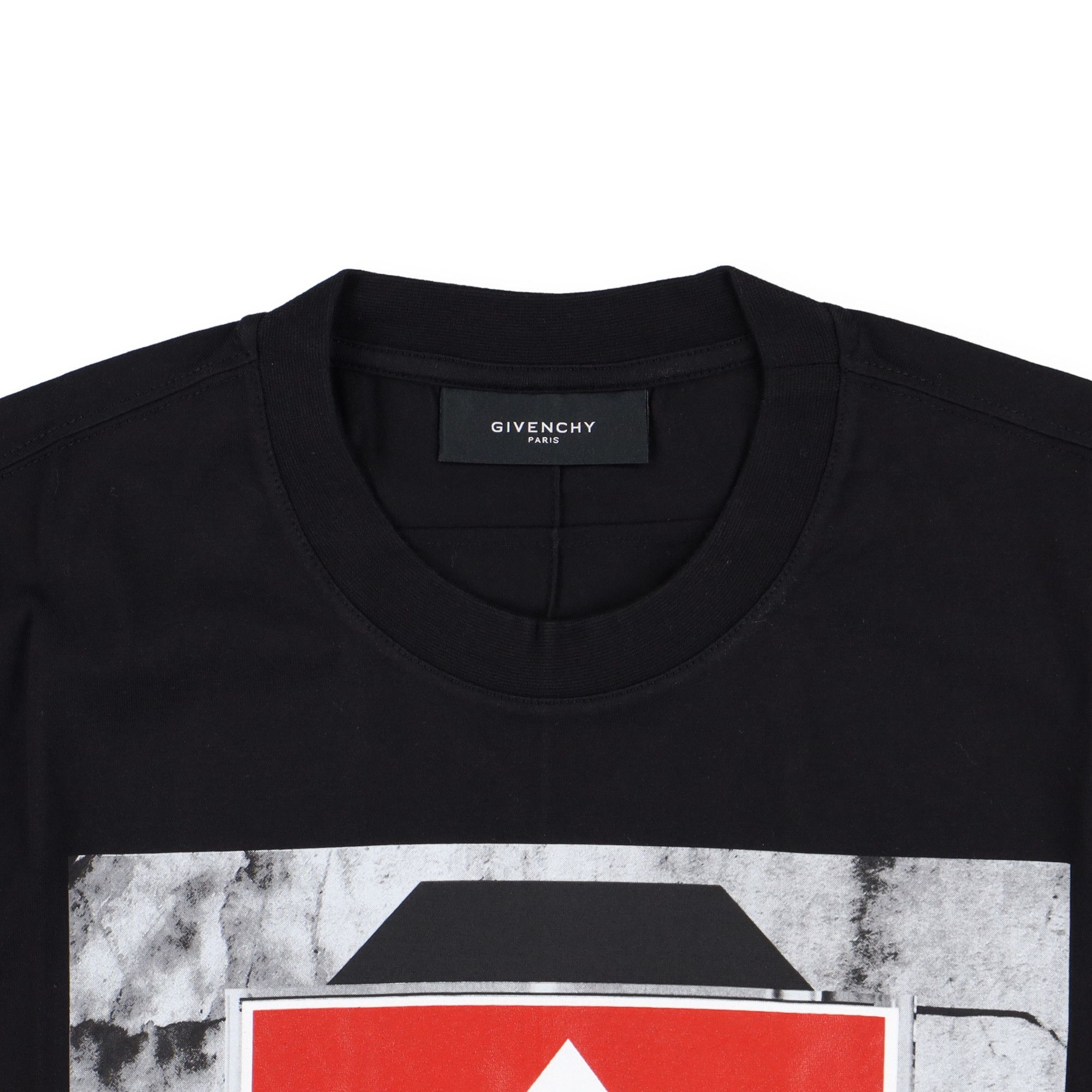 Givenchy Black Abstract Triangle Portrait Print T-Shirt Size US S / EU 44-46 / 1 - 3 Thumbnail