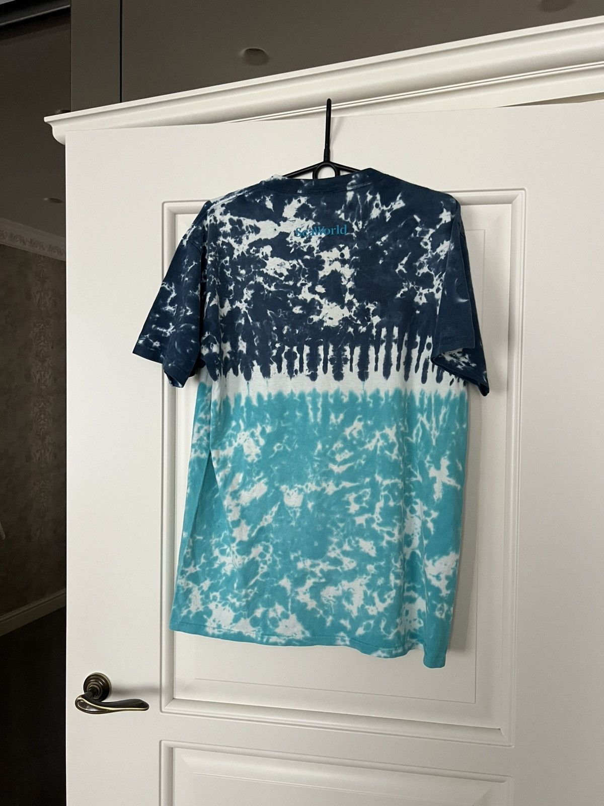 Delta Vintage 90s Dolphins Ocean T-Shirt Tie Dye Size US M / EU 48-50 / 2 - 10 Thumbnail