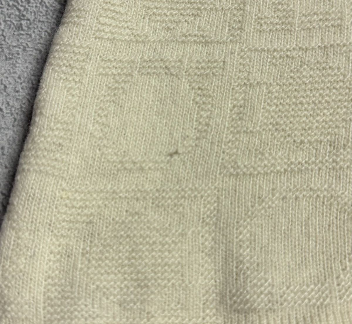 Salvatore Ferragamo Salvatore Ferragamo Vintage Wool Cashmere Knit Sweater Size S / US 4 / IT 40 - 11 Thumbnail