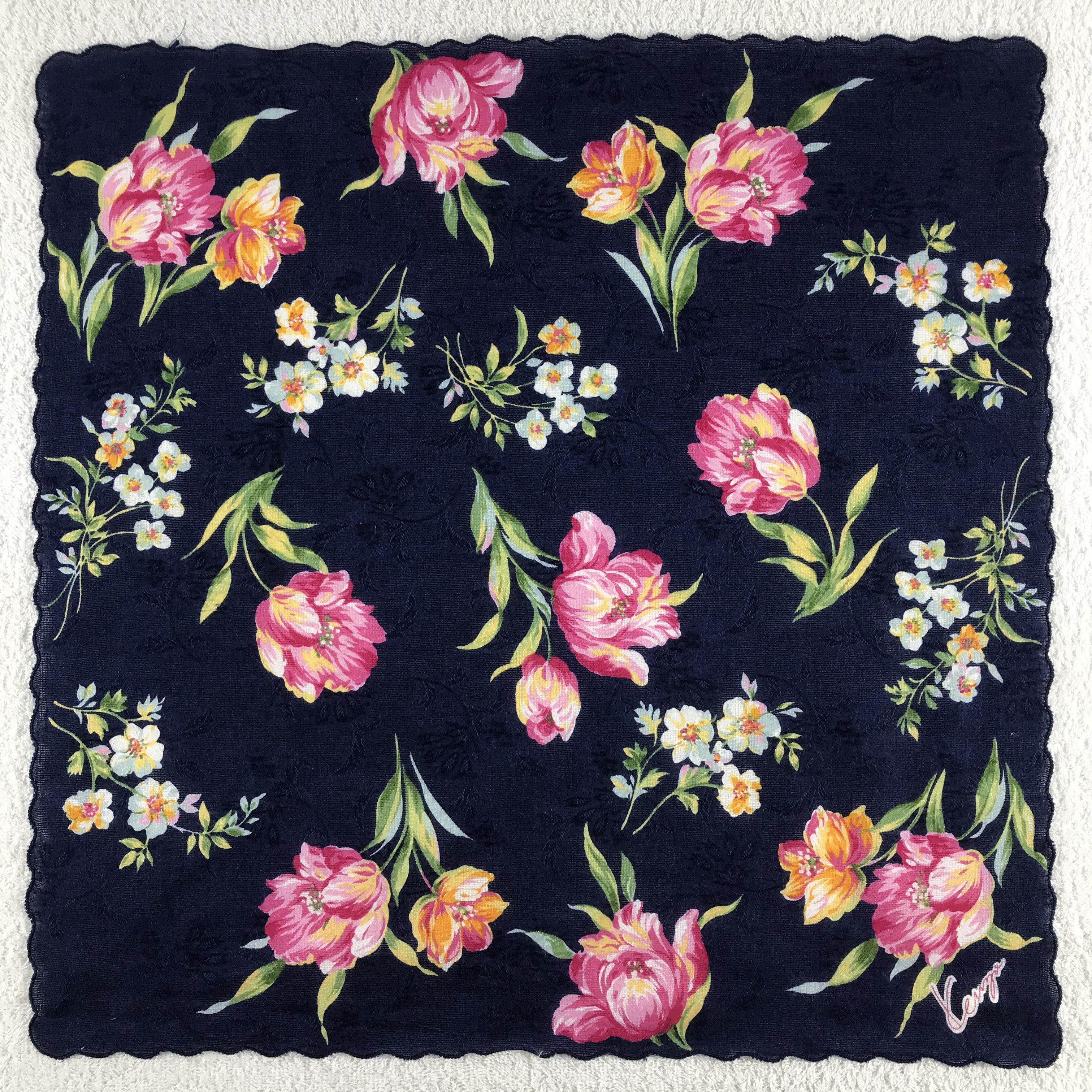 Kenzo × Vintage Kenzo Bandana / Handkerchief / Neckerchief - S281 Size ONE SIZE - 1 Thumbnail