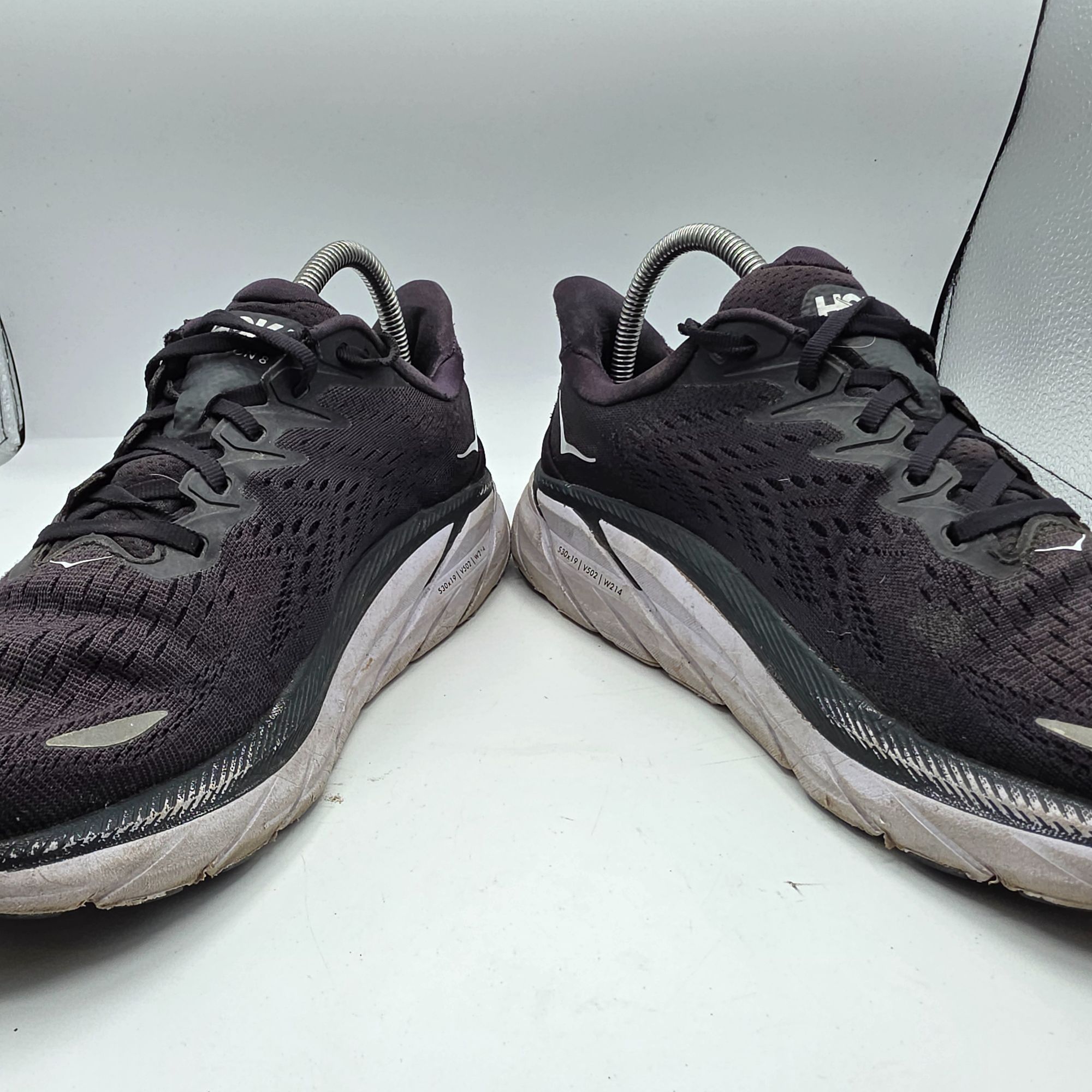 Hoka Hoka One One Clifton 8 Womens 9 B Black Athletic Shoes Runni Size US 9 / IT 39 - 3 Thumbnail