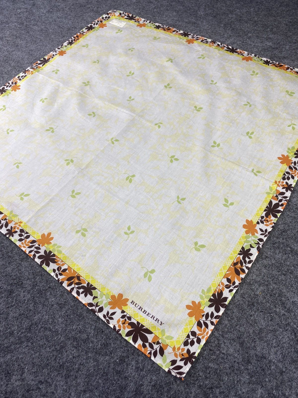 Burberry × Vintage Burberry Handkerchief / Bandana / Neckerchief- B013 Size ONE SIZE - 4 Thumbnail