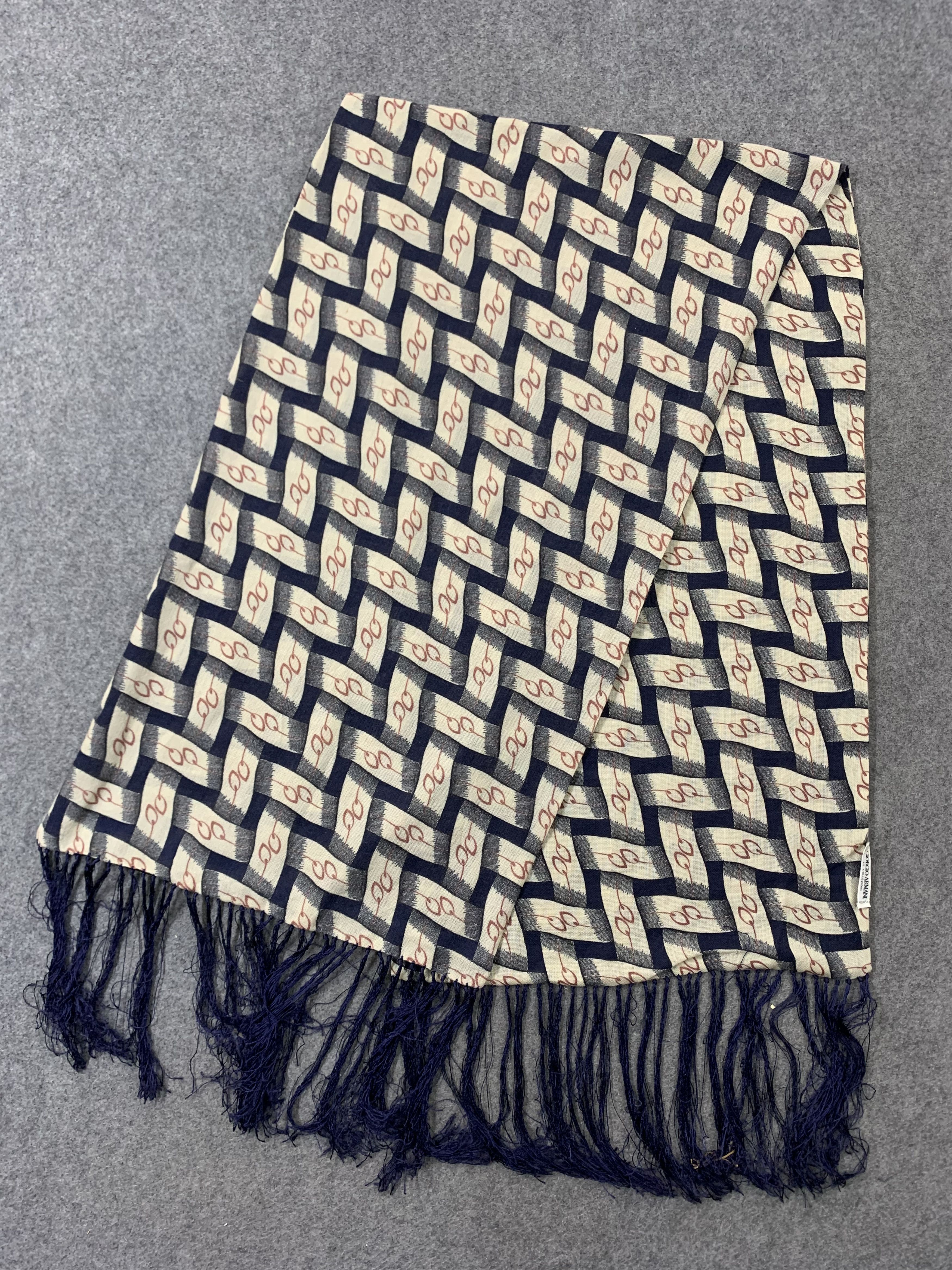 Giorgio Armani Giorgio Armani Scarf Wool Muffler Neck Wrap BL9301 Size ONE SIZE - 4 Thumbnail