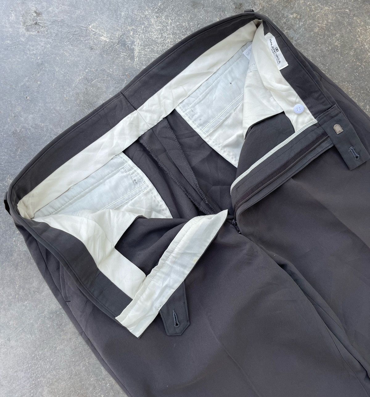 Balenciaga × Vintage 🔥Vintage Balenciaga 'BB' Logo Business Pants Size US 34 / EU 50 - 9 Thumbnail