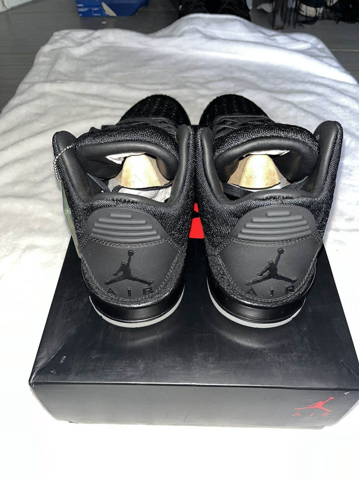 Jordan Brand Air Jordan 3 Retro Flyknit Size US 10.5 / EU 43-44 - 2 Thumbnail