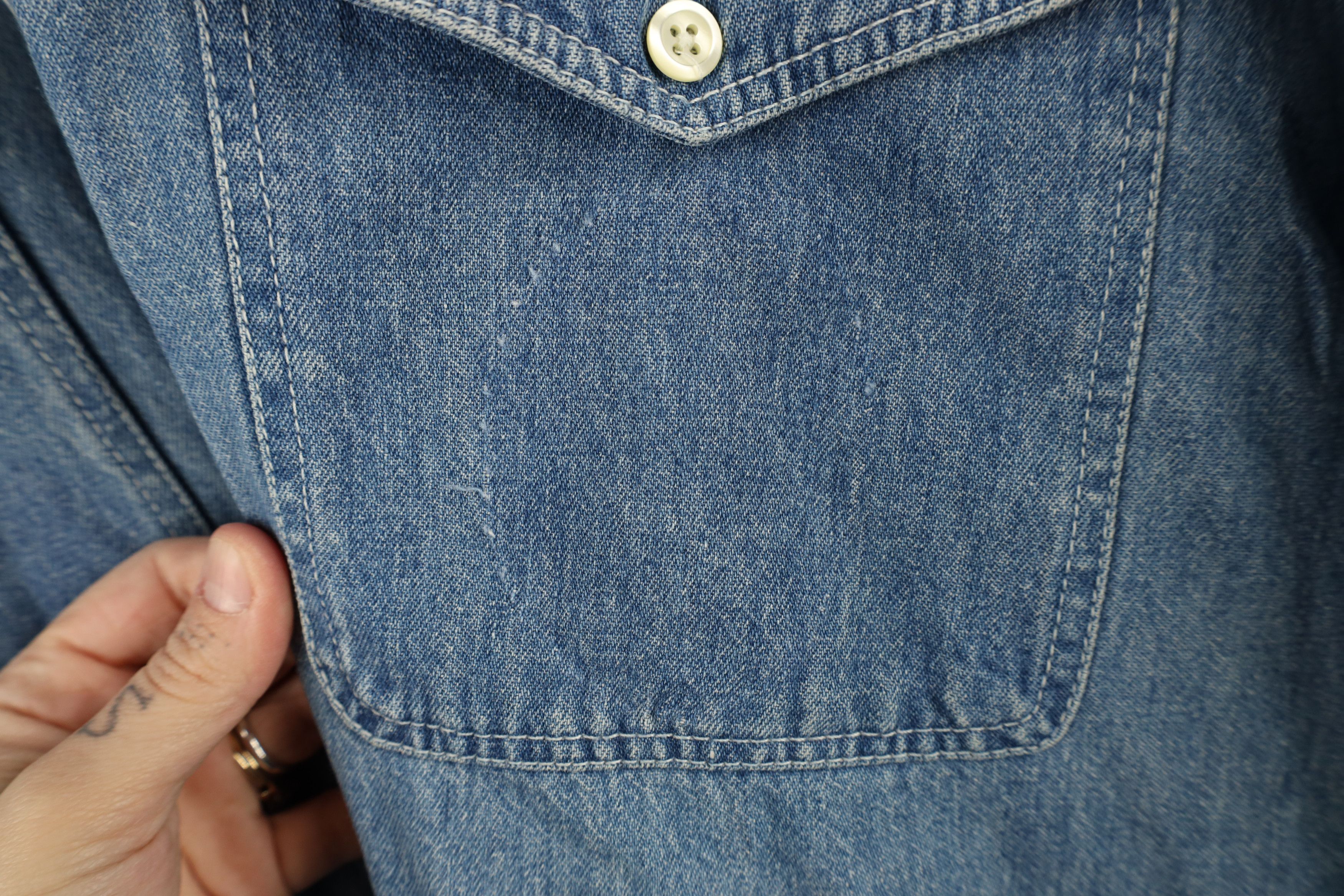 Gap × Vintage Vintage 90s Gap Denim Jean Button Down Shirt Blue Cotton Size US L / EU 52-54 / 3 - 4 Thumbnail