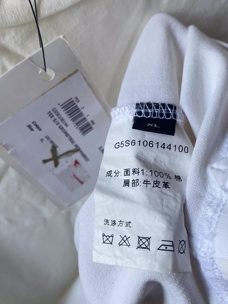 Givenchy Givenchy White Cowhide Round Neck T XL Size Size US XL / EU 56 / 4 - 8 Thumbnail