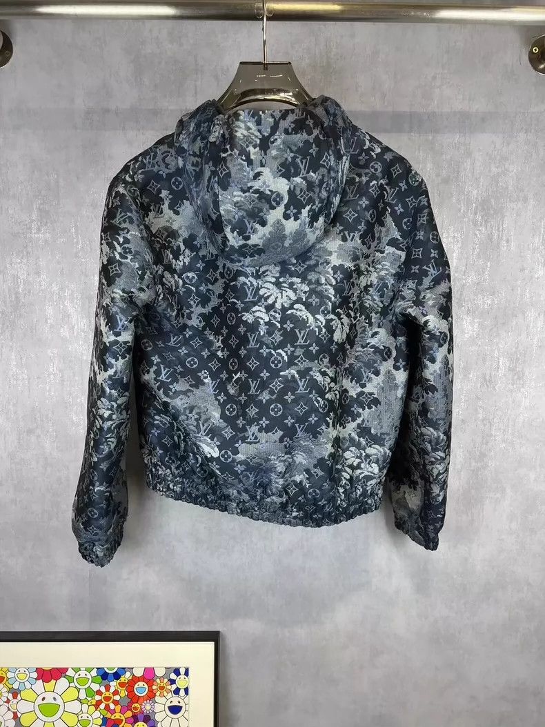 Louis Vuitton louis vuitton Tapestry jacket full of presbyopia jacket 25 Size US S / EU 44-46 / 1 - 2 Thumbnail