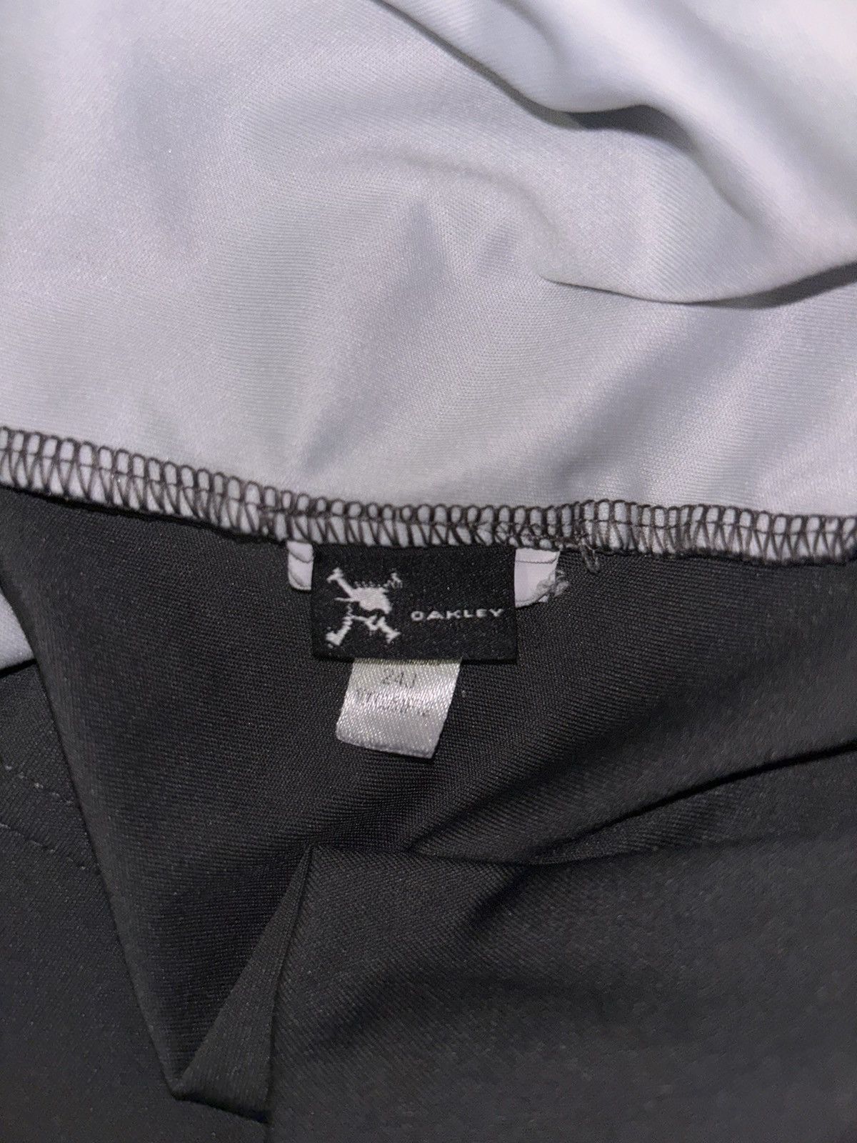Oakley Oakley Gray Regular Fit Bubba Watson Golf Men's Polo Shirt Size US XL / EU 56 / 4 - 5 Thumbnail