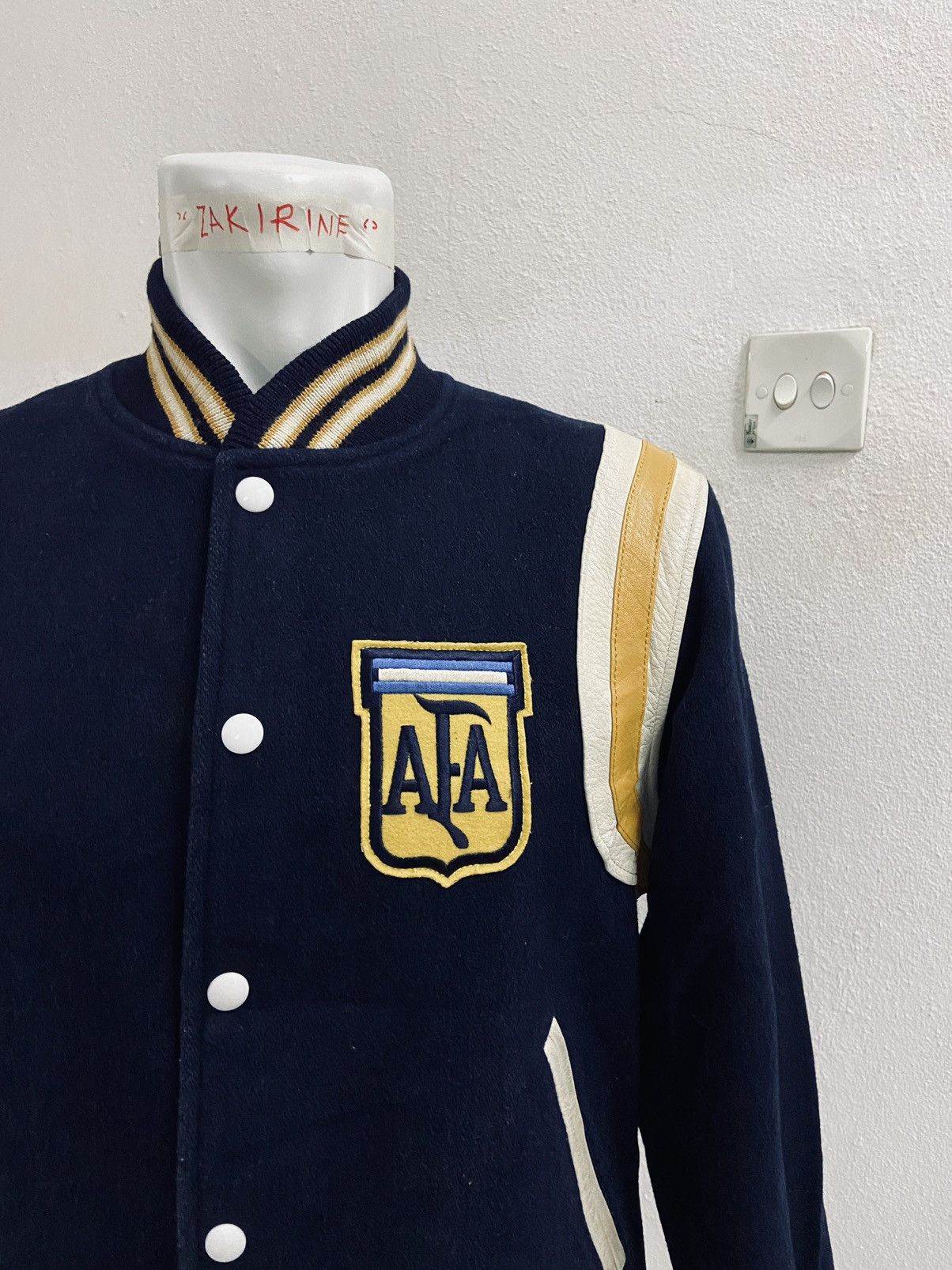 Vintage VINTAGE ARGENTINA FA VARSITY JACKET Size US L / EU 52-54 / 3 - 9 Thumbnail