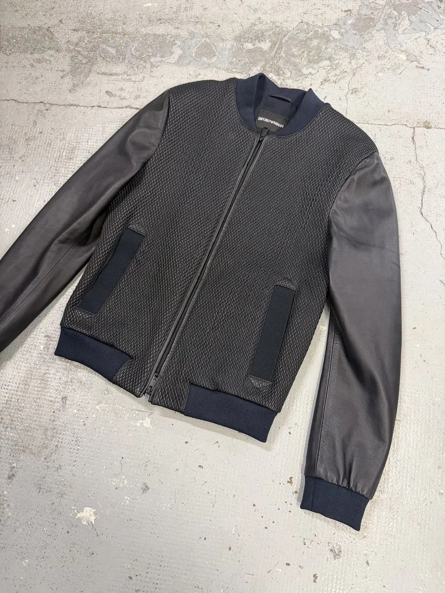 Emporio Armani AW2018 Emporio Armani Navy & Black Waffled Leather Bomber Jacket Size US M / EU 48-50 / 2 - 6 Thumbnail