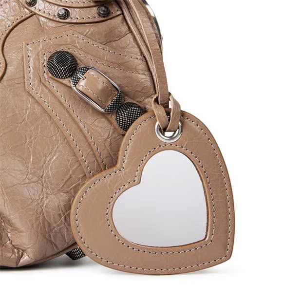 Balenciaga o1g2r1mq0924 Size: OS / Small Shoulder Bag in Dark Beige Size ONE SIZE - 3 Thumbnail