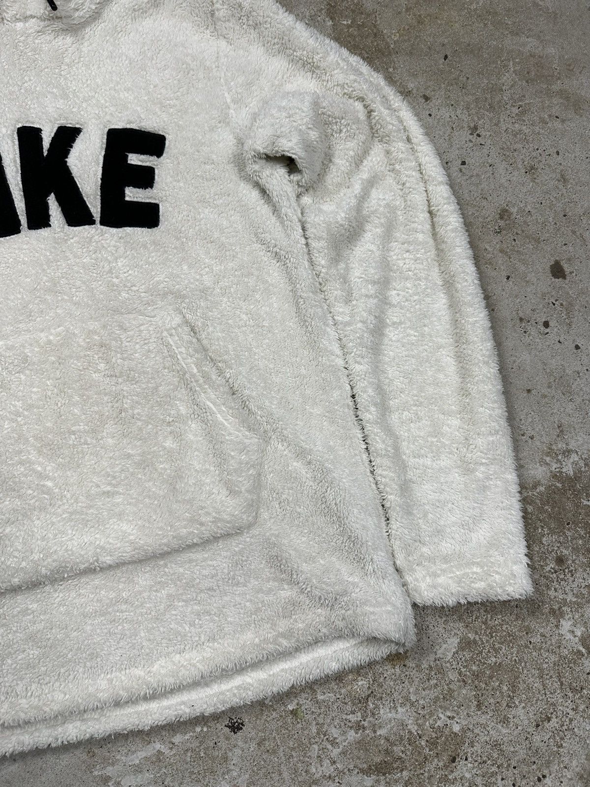Nike × Vintage ‼️ Vintage y2k Nike Sherpa Fleece Hoodie Spellout Boot Size US M / EU 48-50 / 2 - 4 Thumbnail