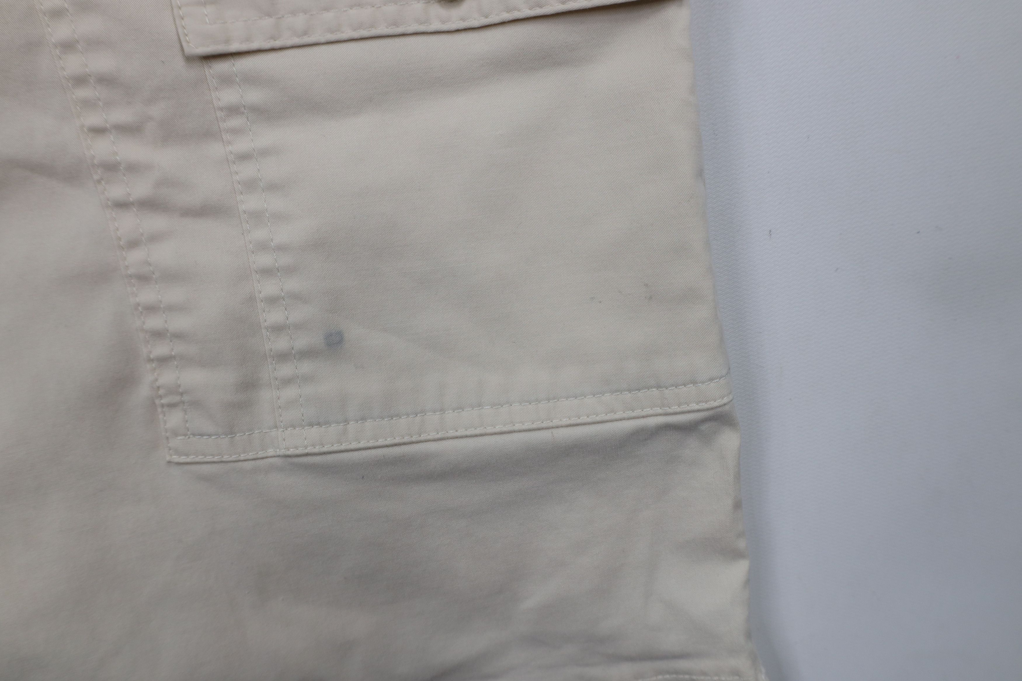 Vintage Vintage 90s Streetwear Above Knee Front Pocket Cargo Shorts Size US 34 / EU 50 - 5 Thumbnail